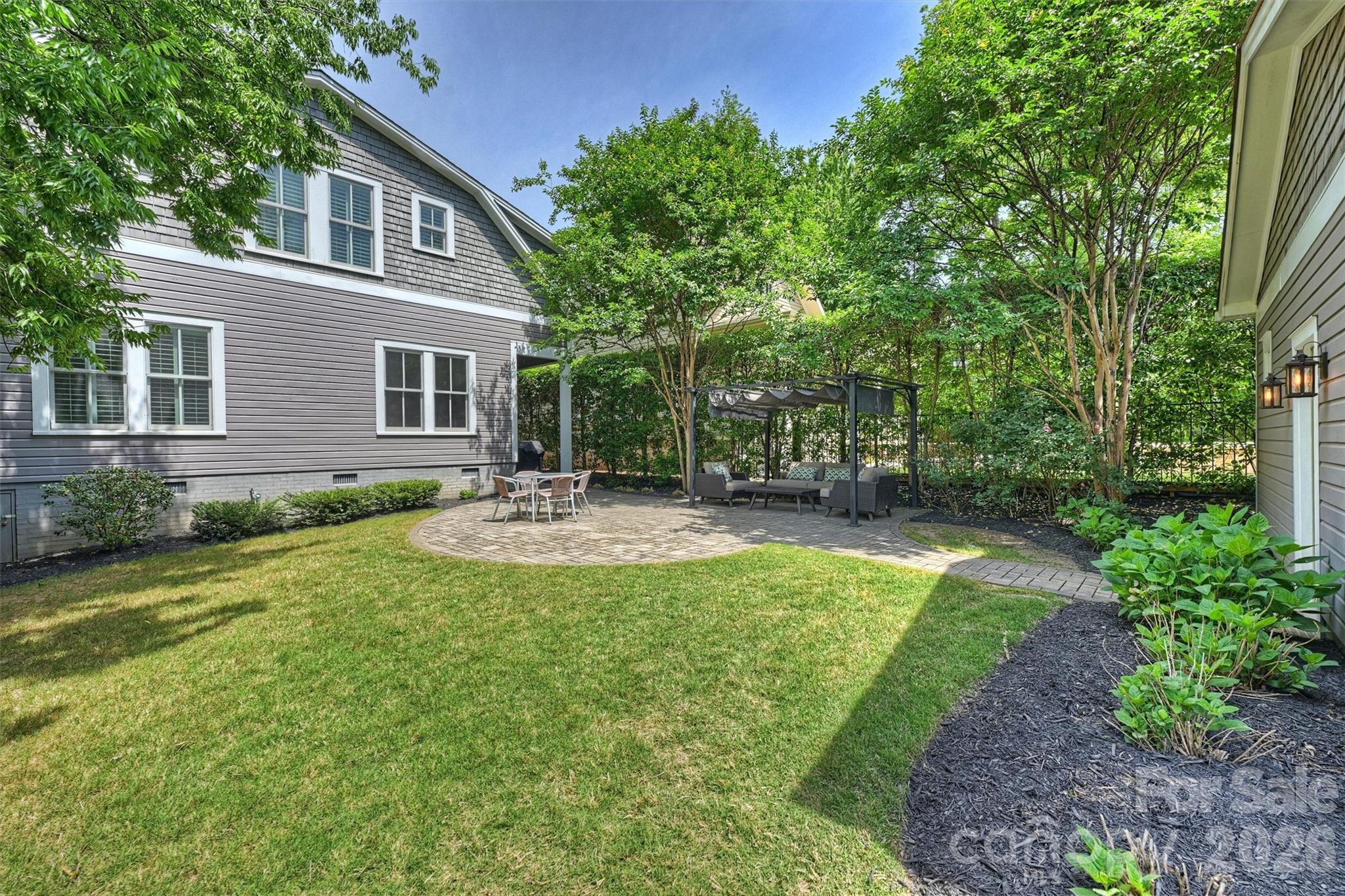 1919 Springdale Avenue — Charlotte