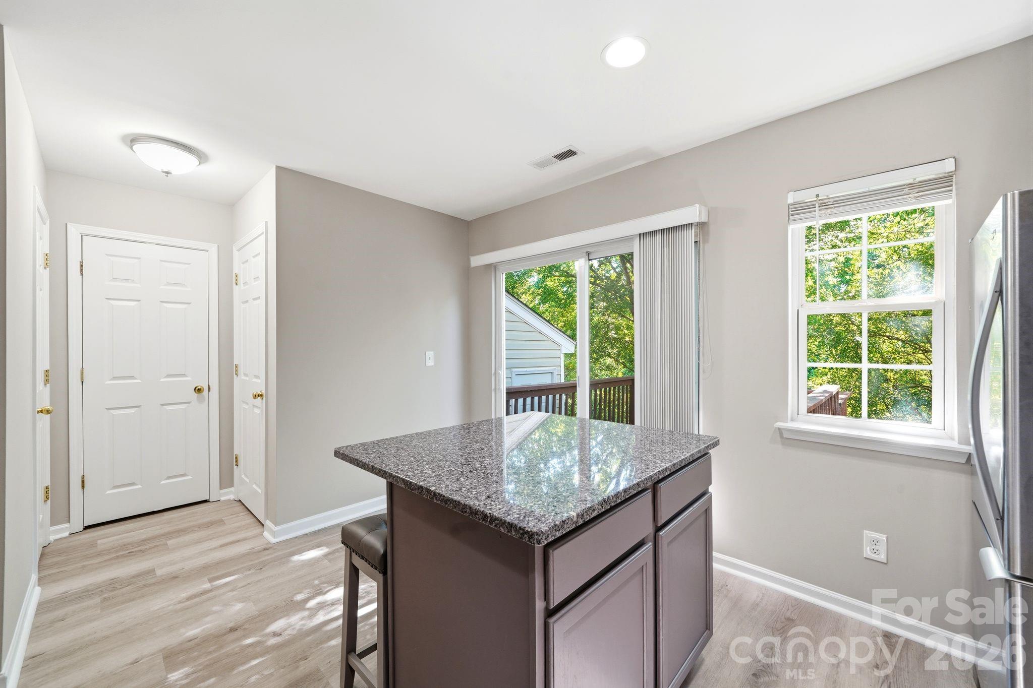 687 Rock Lake Glen — Fort Mill