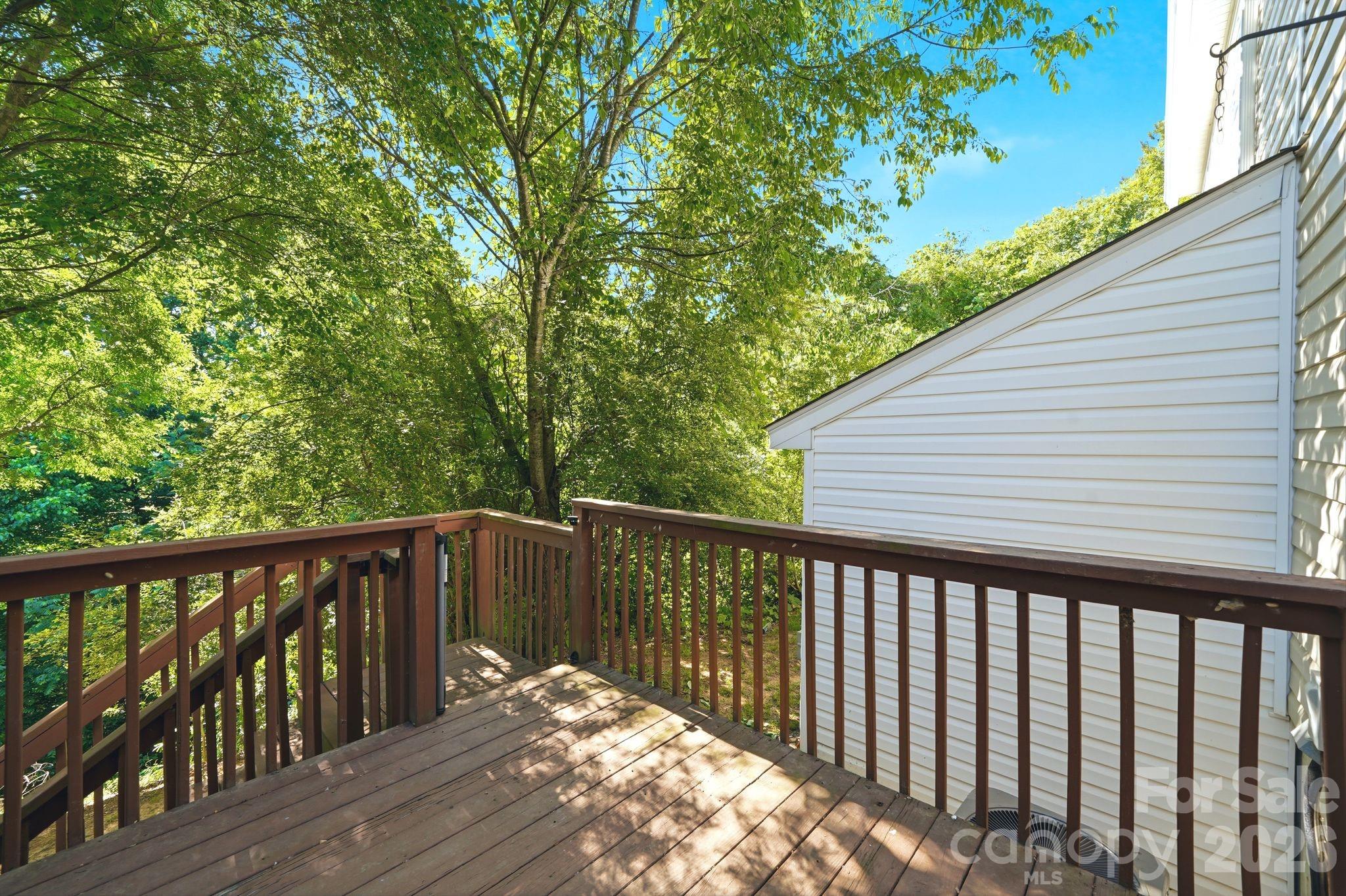 687 Rock Lake Glen — Fort Mill