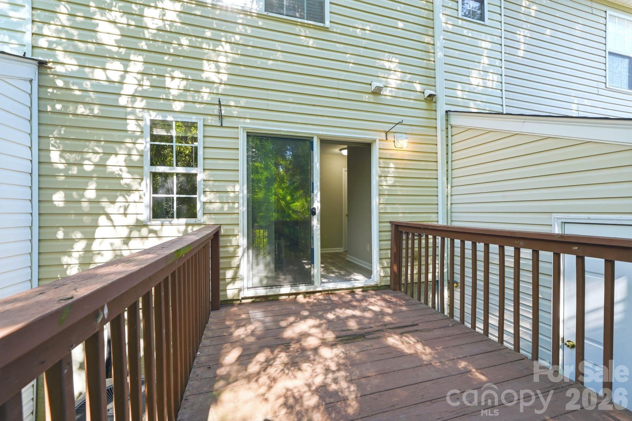 687 Rock Lake Glen — Fort Mill