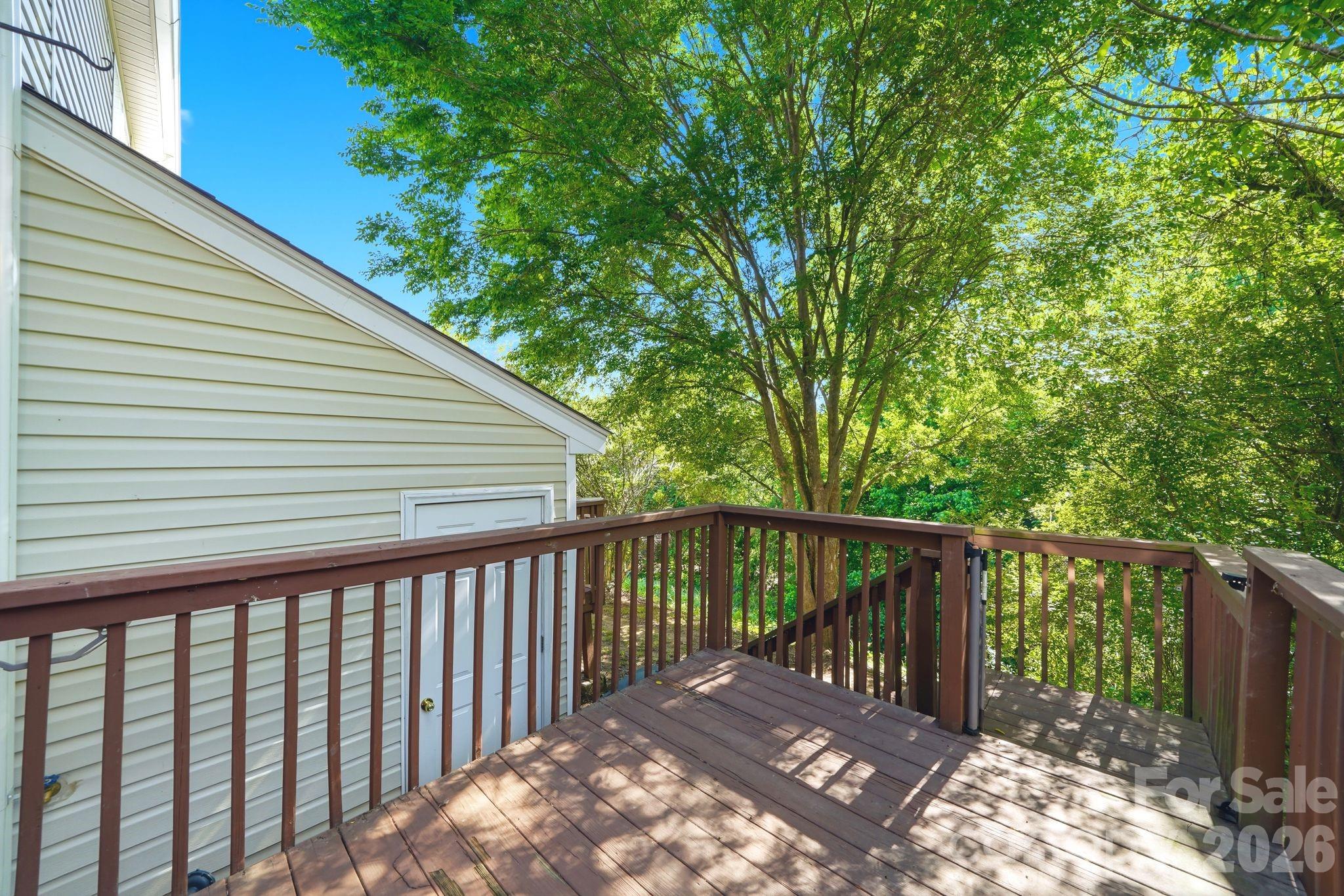 687 Rock Lake Glen — Fort Mill