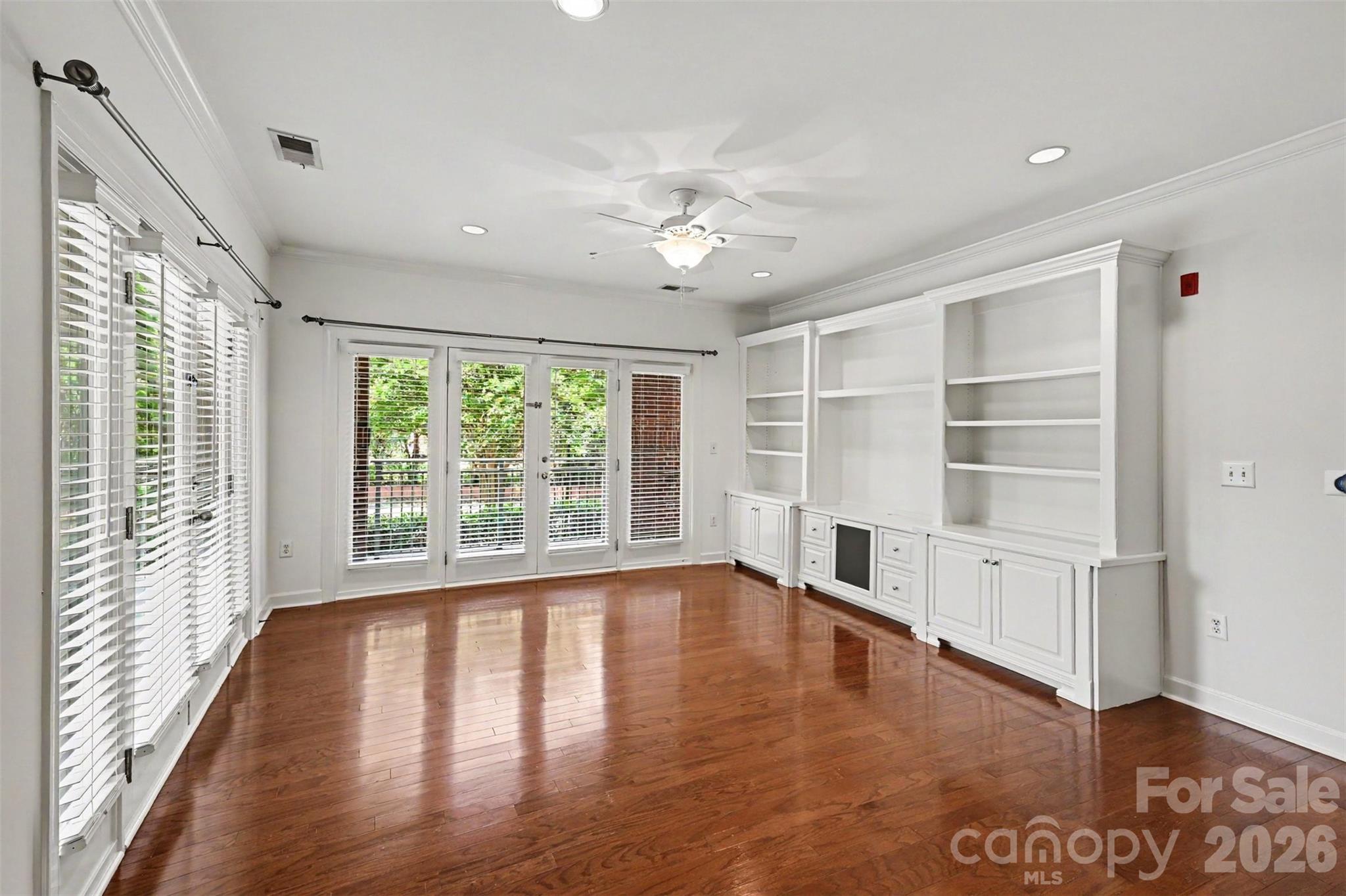 1903 Kenilworth Avenue #105 — Charlotte