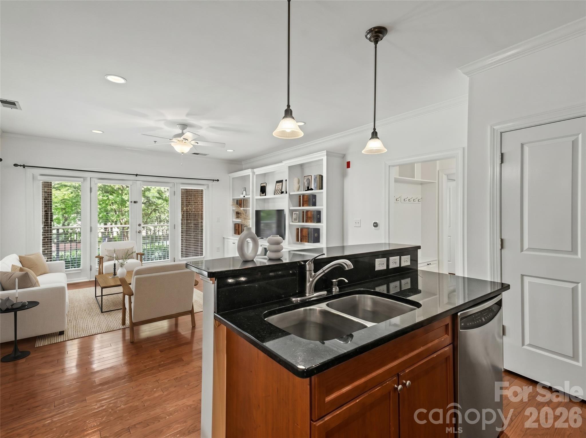 1903 Kenilworth Avenue #105 — Charlotte