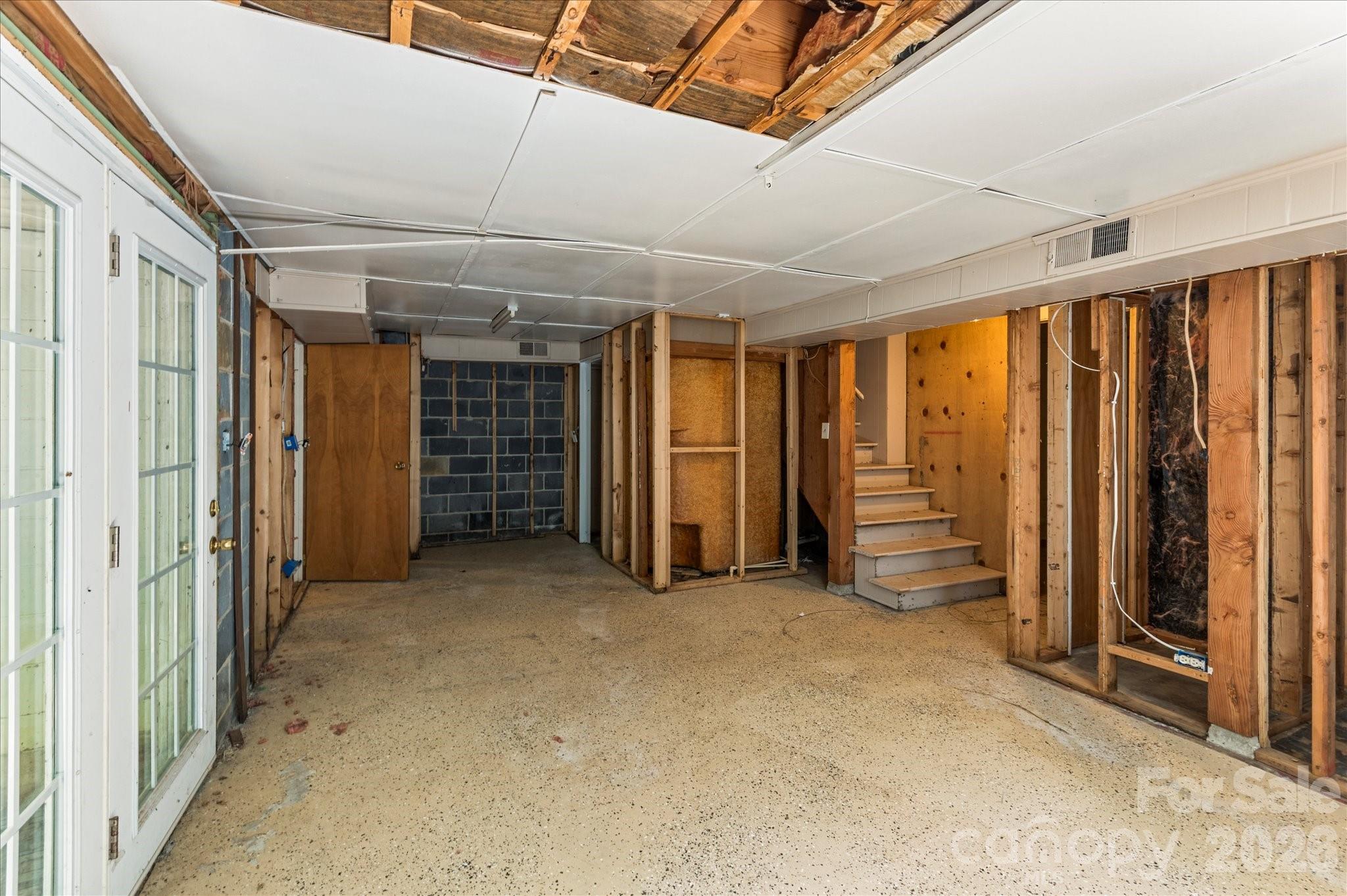 147 Barberry Heights Drive — Brevard