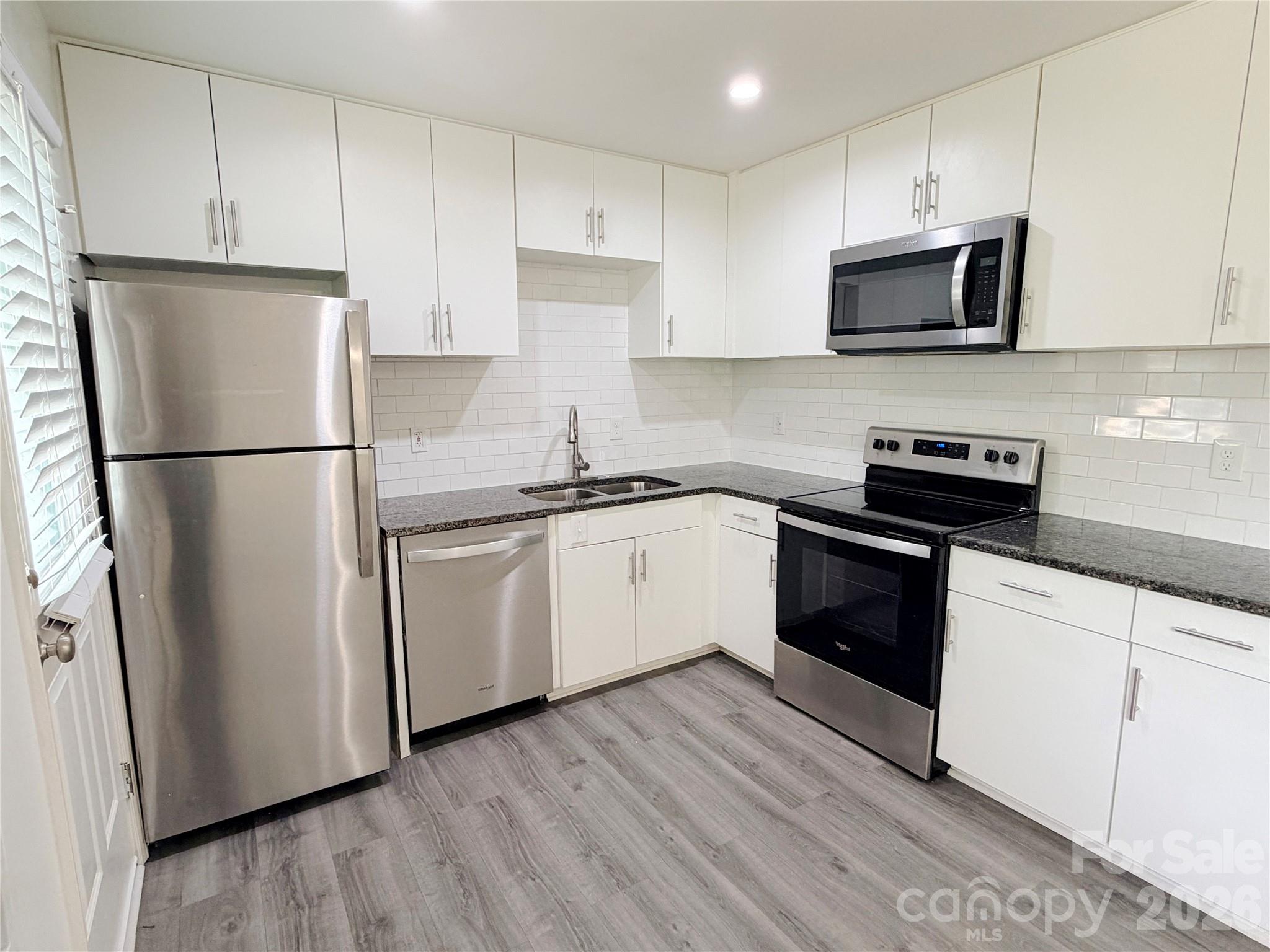 9209 Edgevale Drive — Charlotte