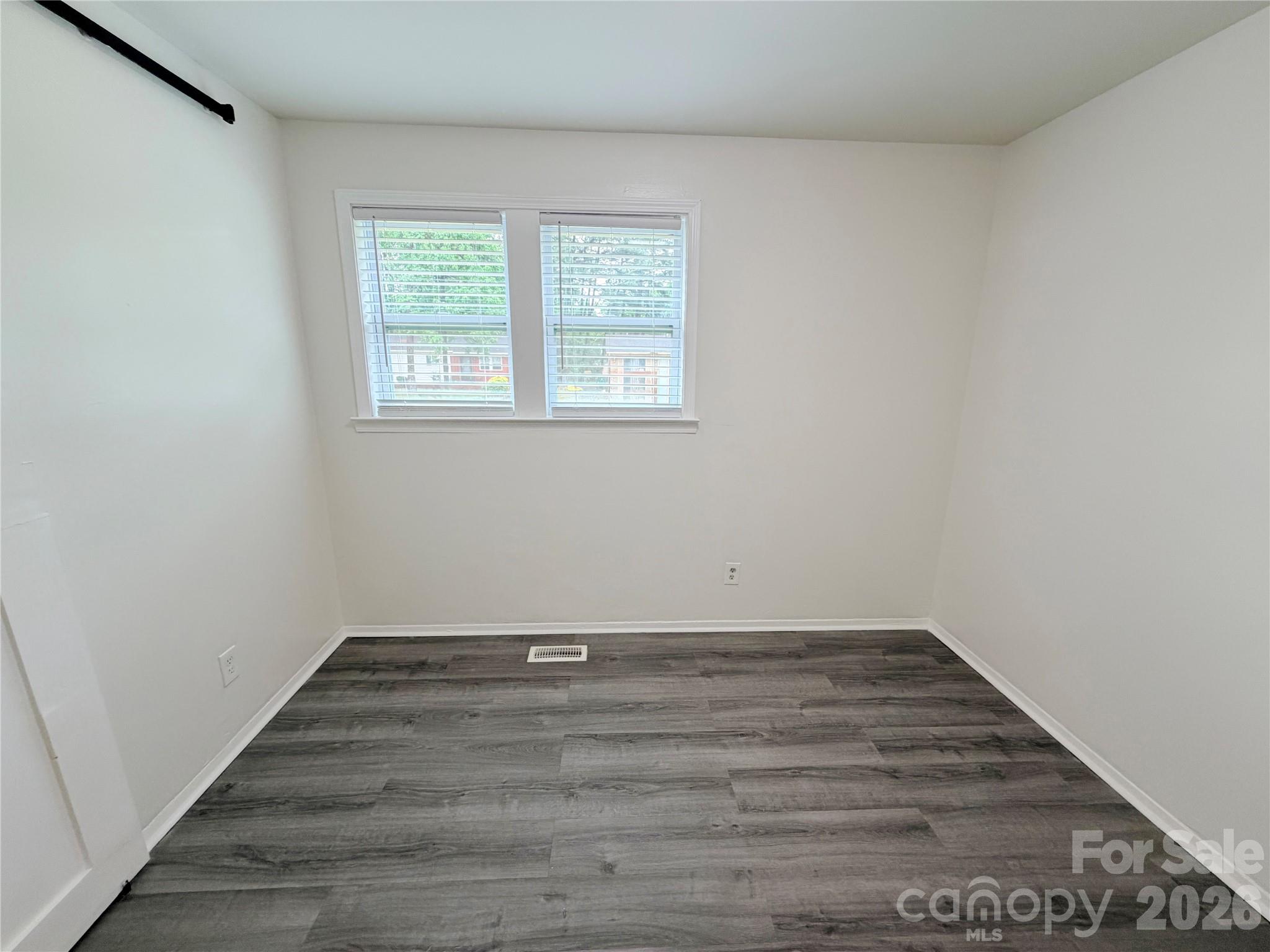 9209 Edgevale Drive — Charlotte