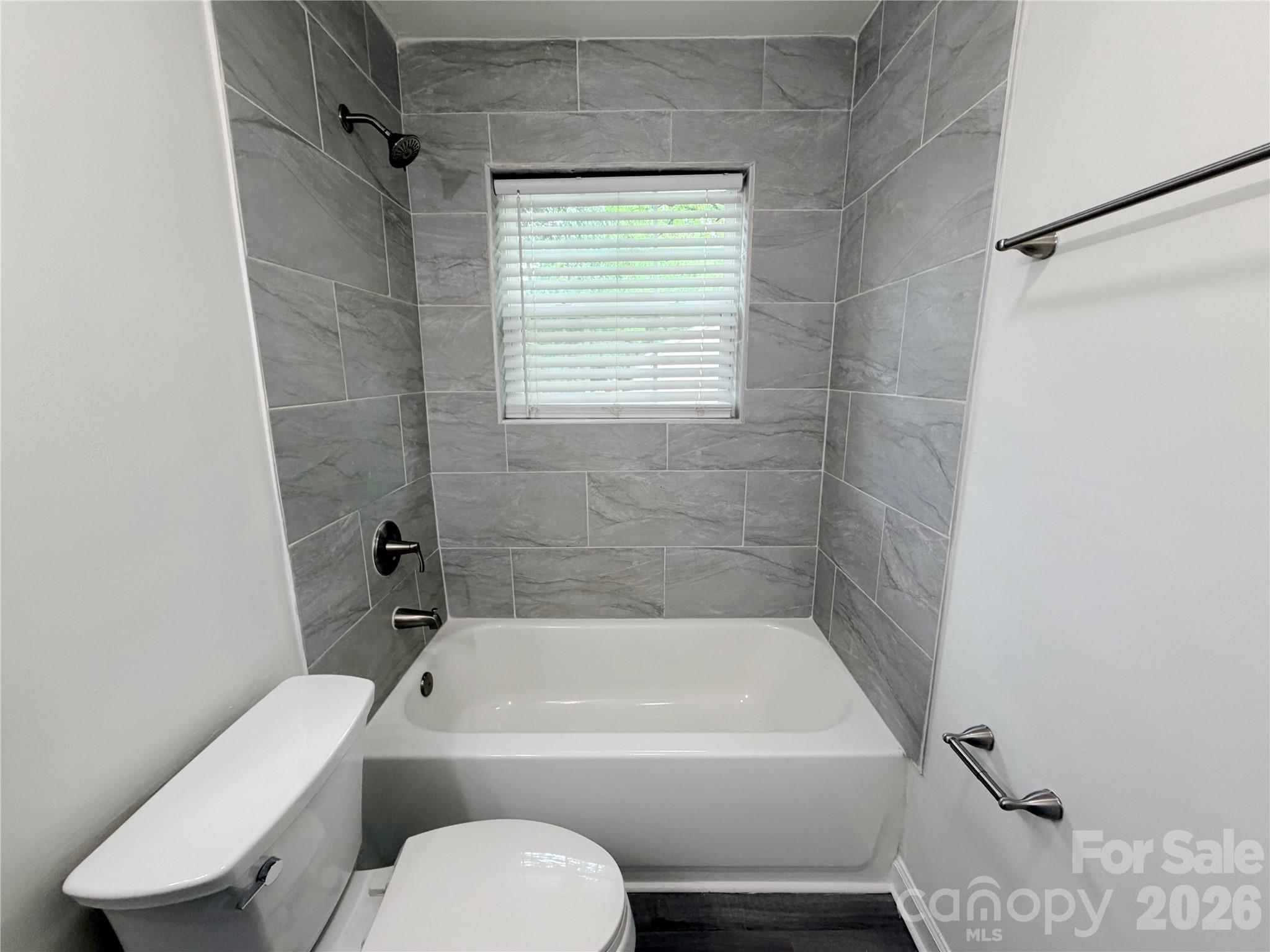 9209 Edgevale Drive — Charlotte