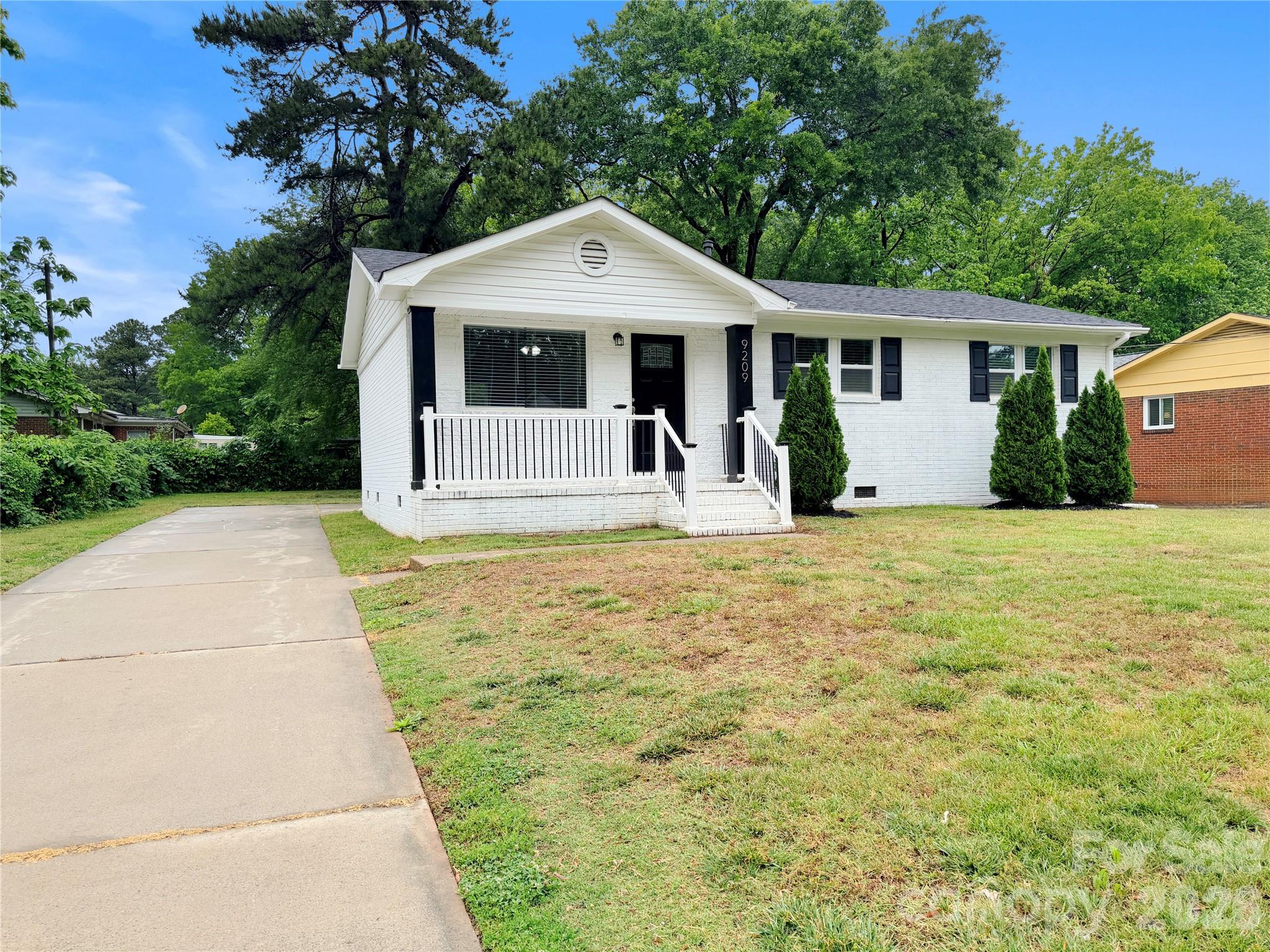 9209 Edgevale Drive — Charlotte