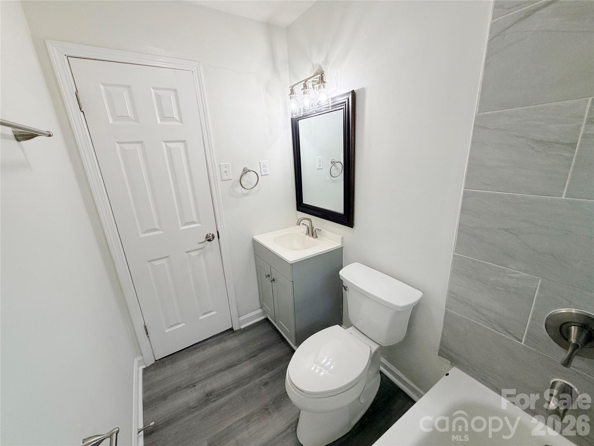 9209 Edgevale Drive — Charlotte