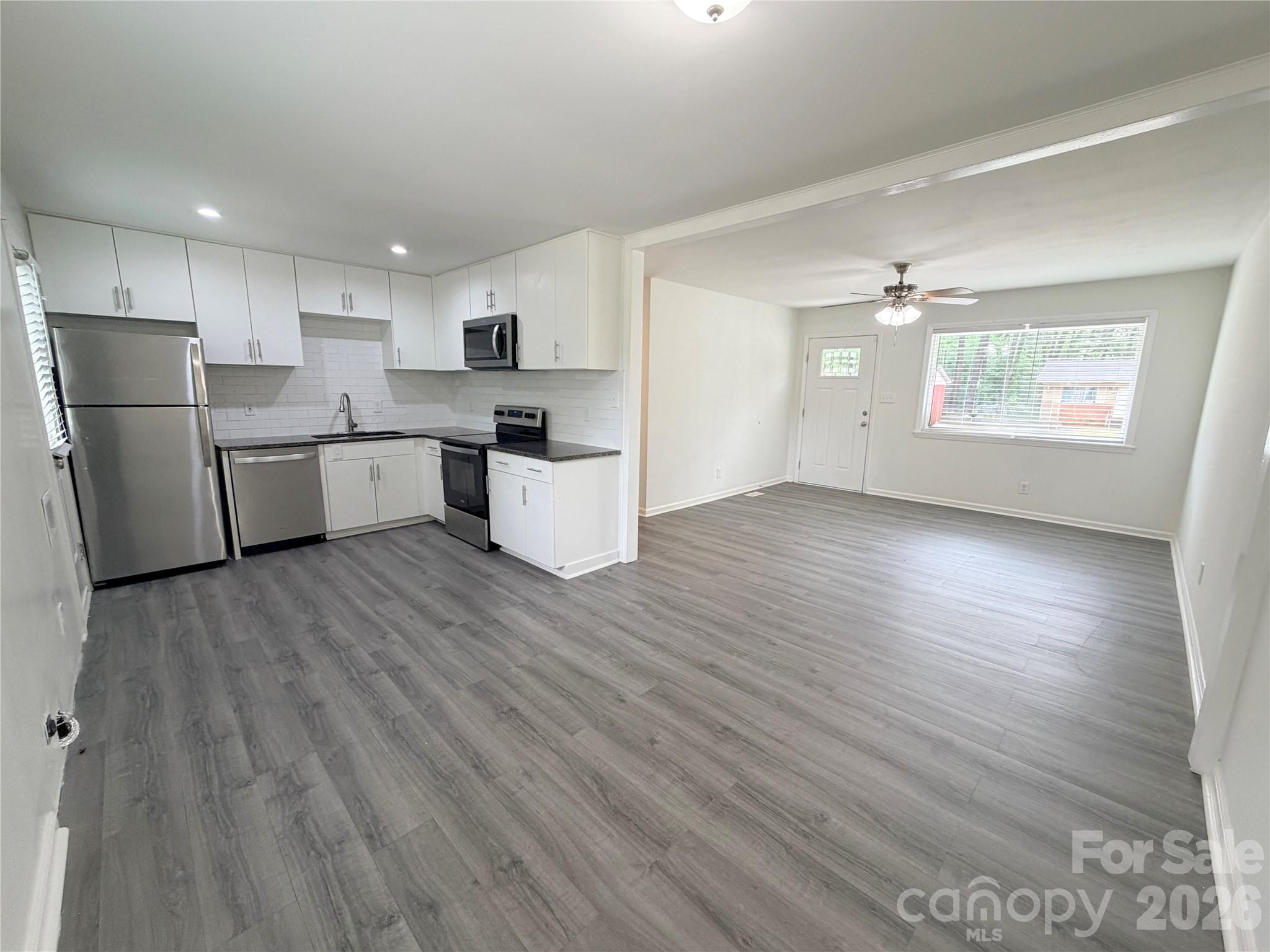 9209 Edgevale Drive — Charlotte