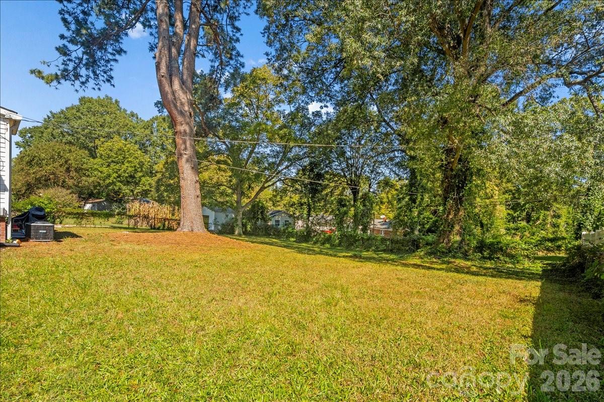1222 E Park Drive — Gastonia