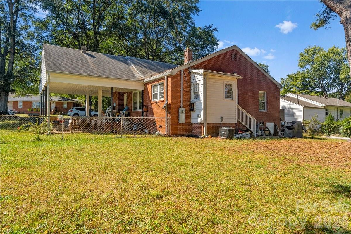 1222 E Park Drive — Gastonia