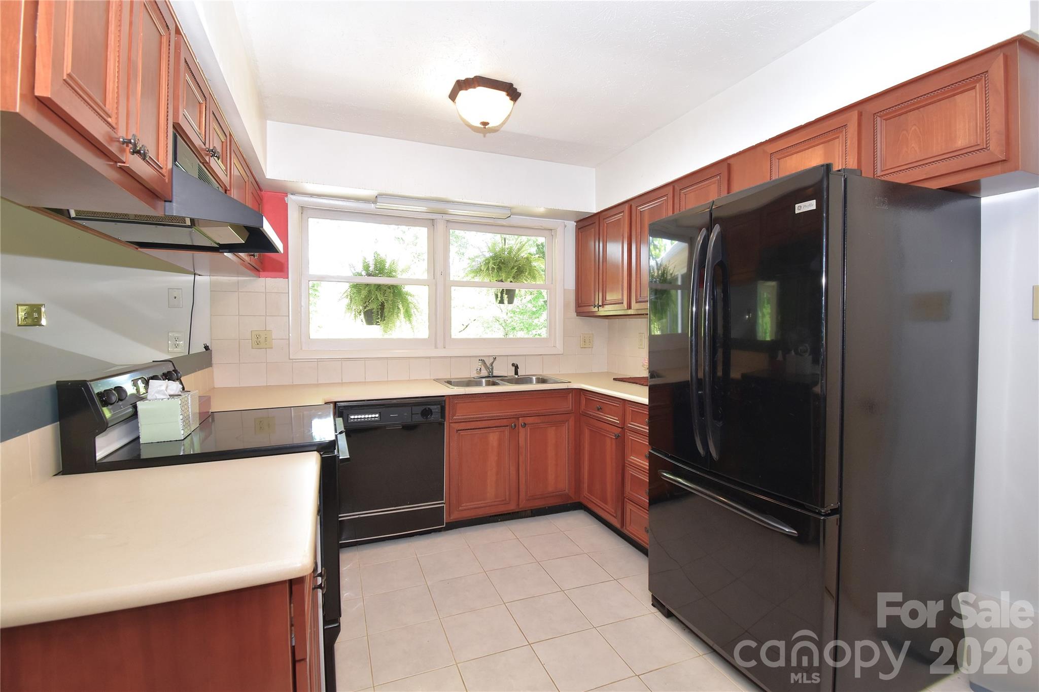 88 Botany Drive — Asheville