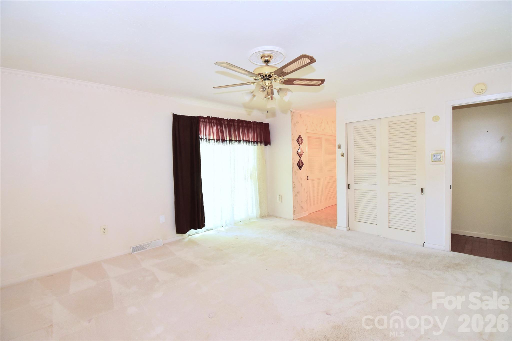 88 Botany Drive — Asheville