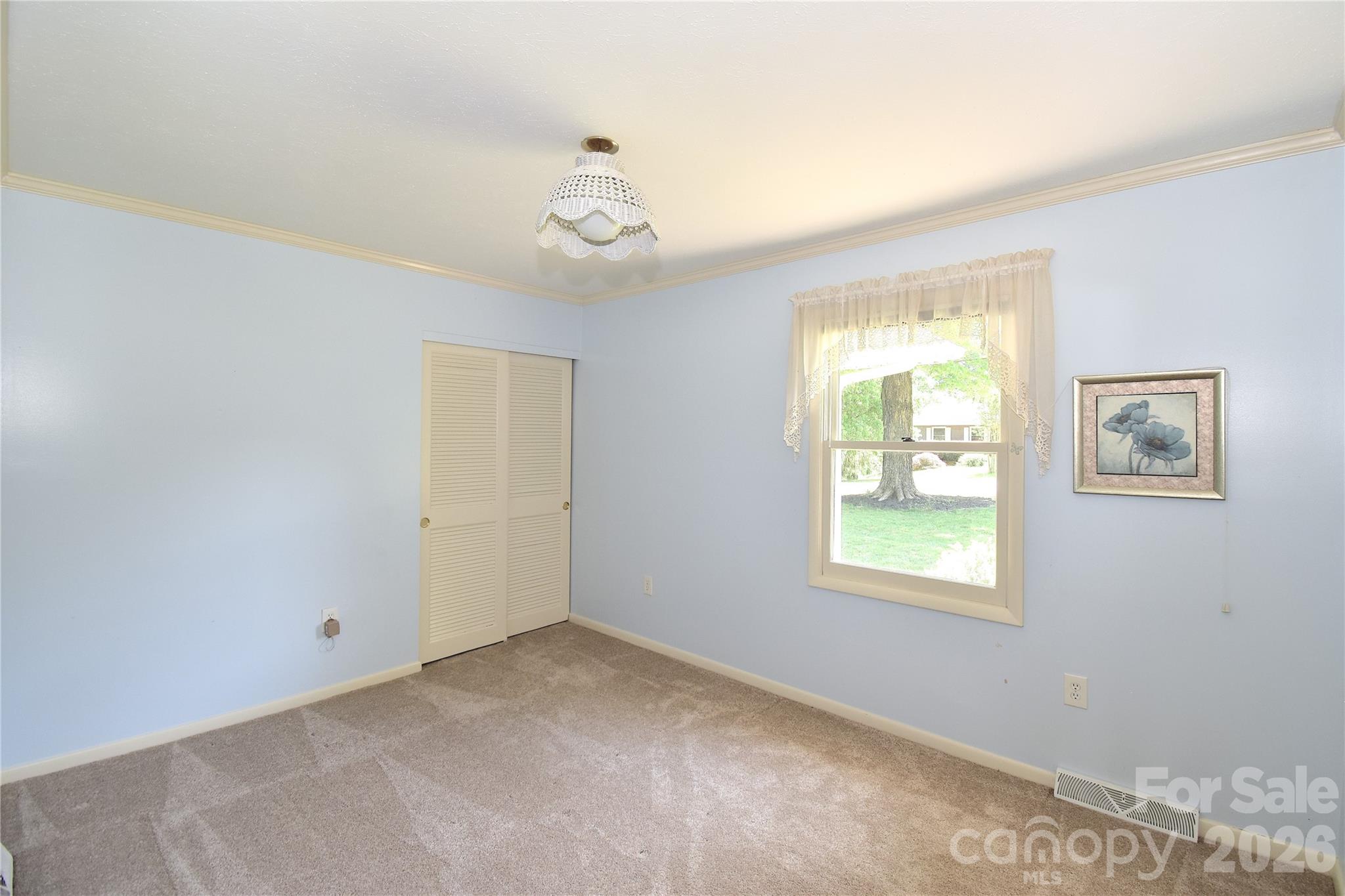 88 Botany Drive — Asheville