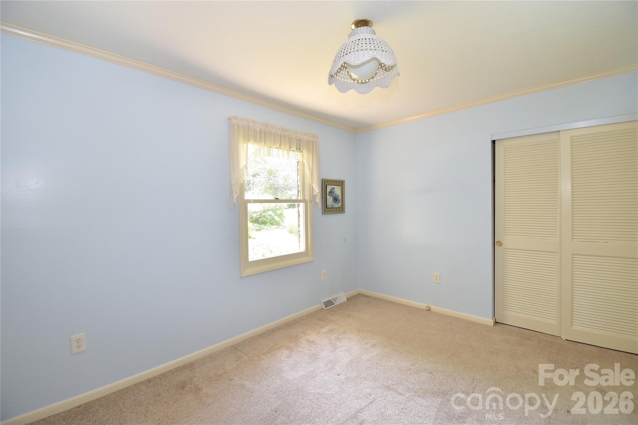 88 Botany Drive — Asheville