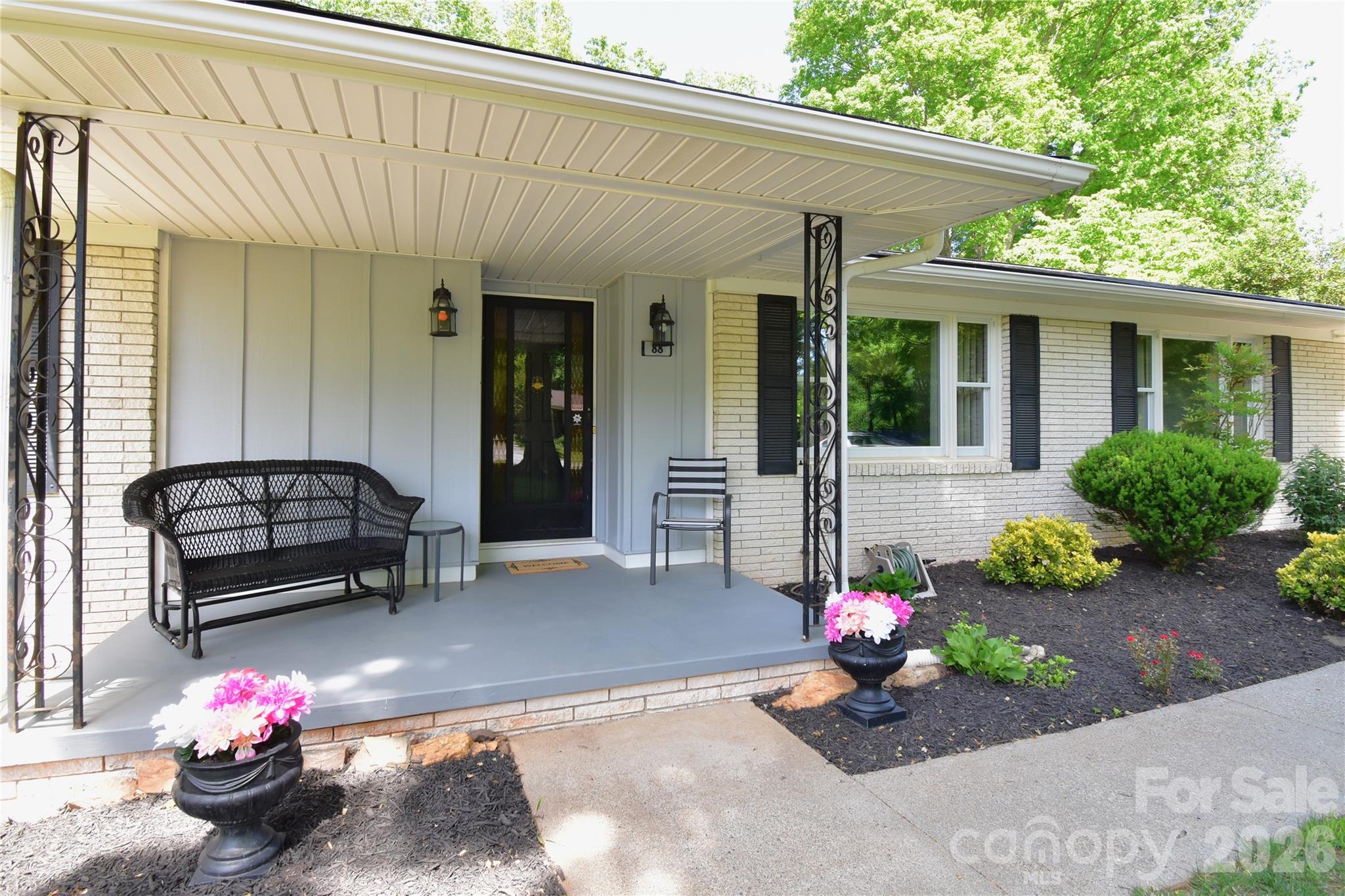 88 Botany Drive — Asheville