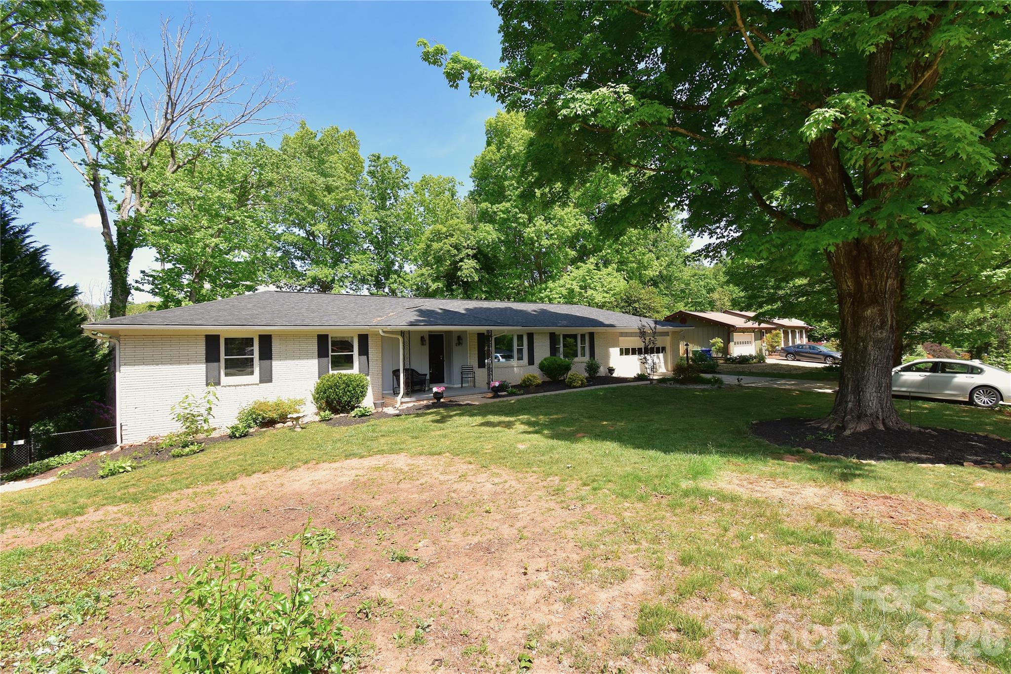 88 Botany Drive — Asheville