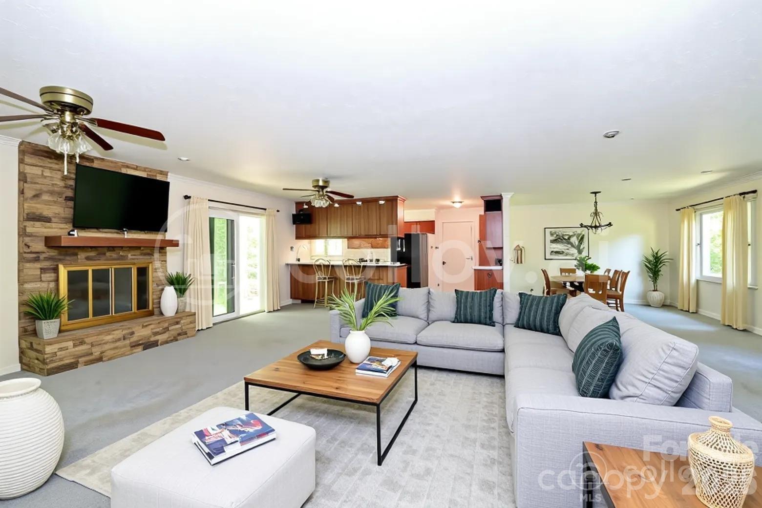 88 Botany Drive — Asheville