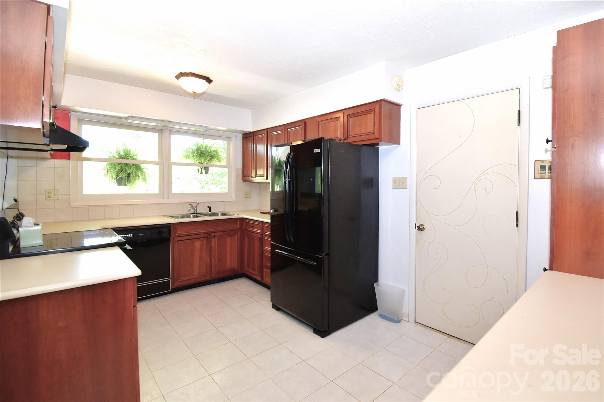 88 Botany Drive — Asheville