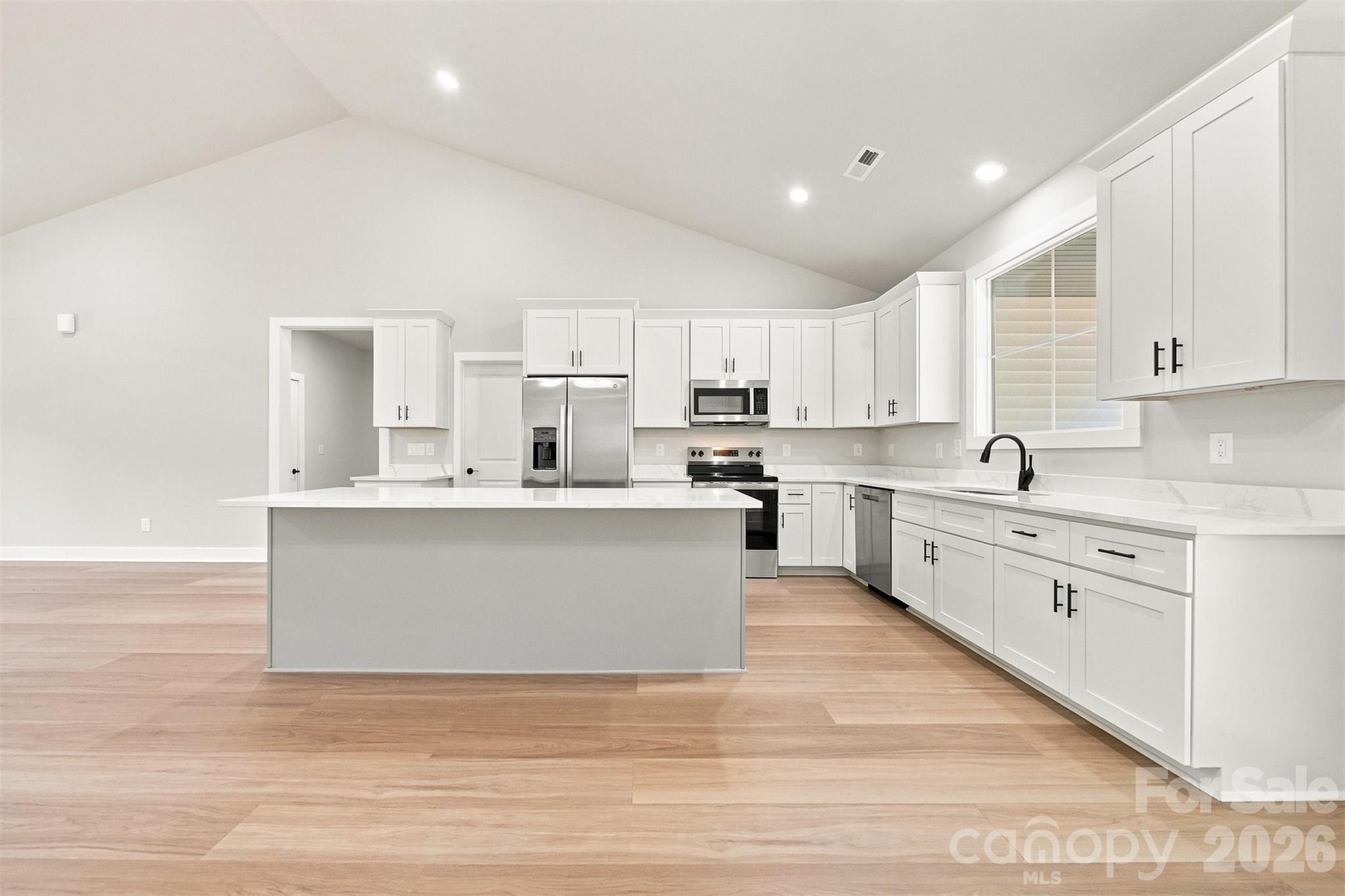 2435 Kimberly Avenue — Morganton