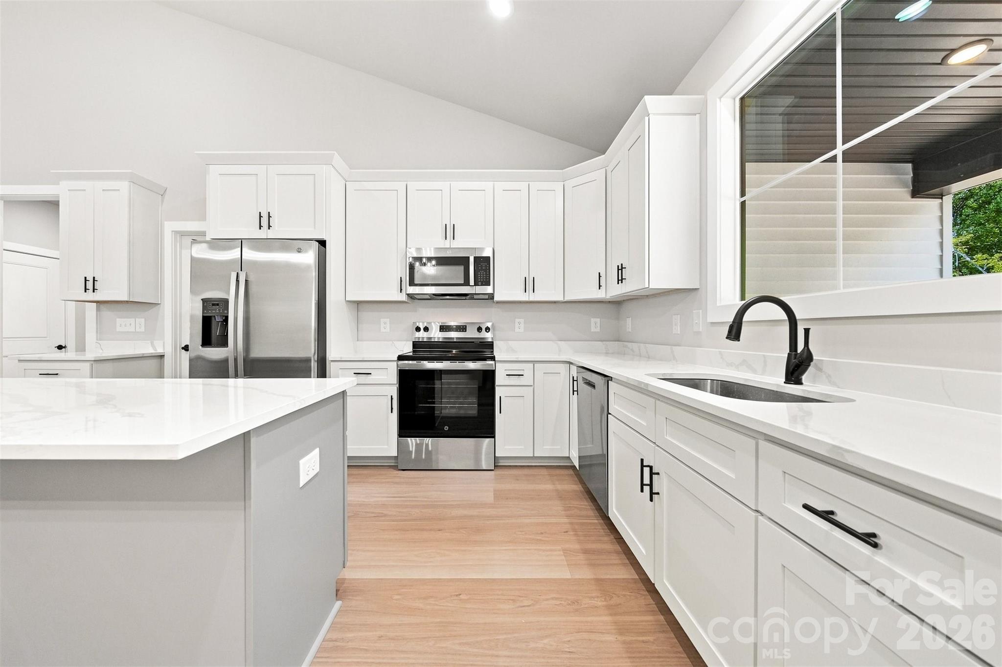 2435 Kimberly Avenue — Morganton