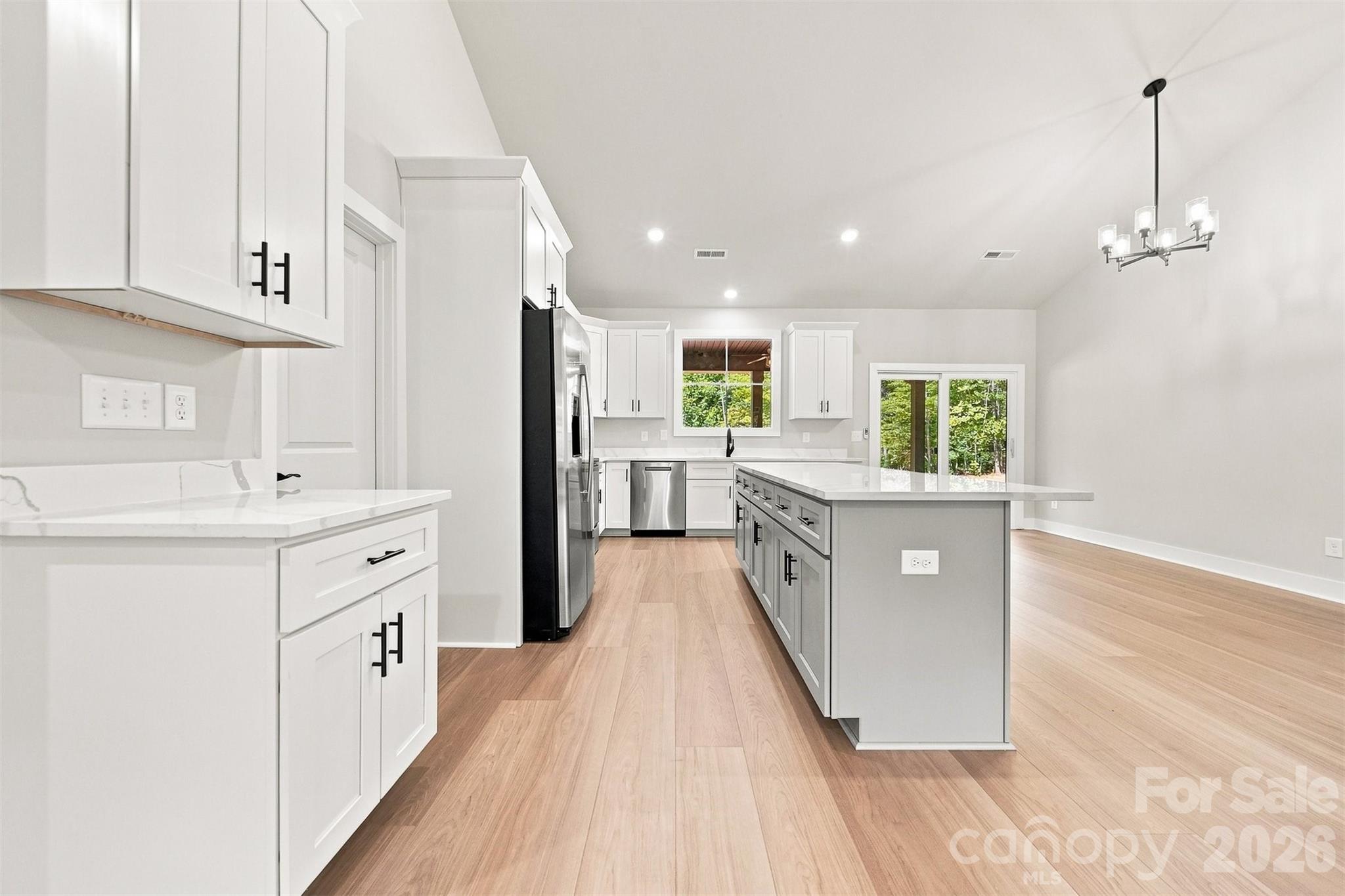 2435 Kimberly Avenue — Morganton
