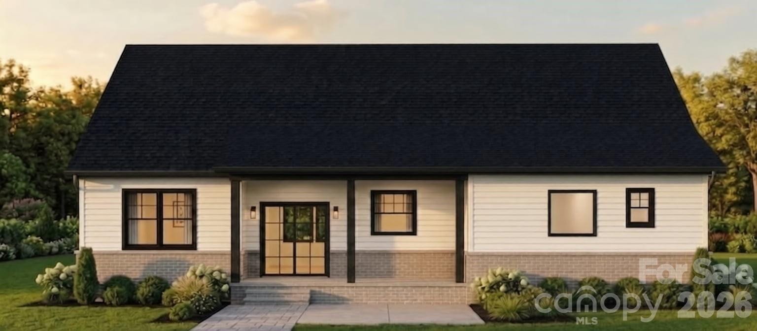 2435 Kimberly Avenue — Morganton