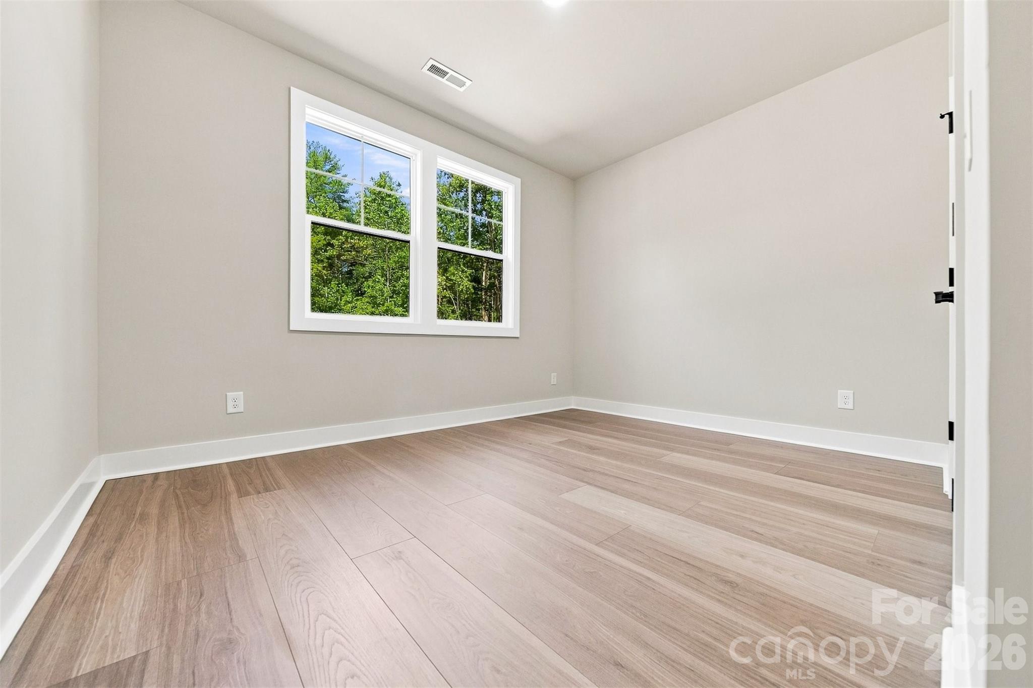 2435 Kimberly Avenue — Morganton