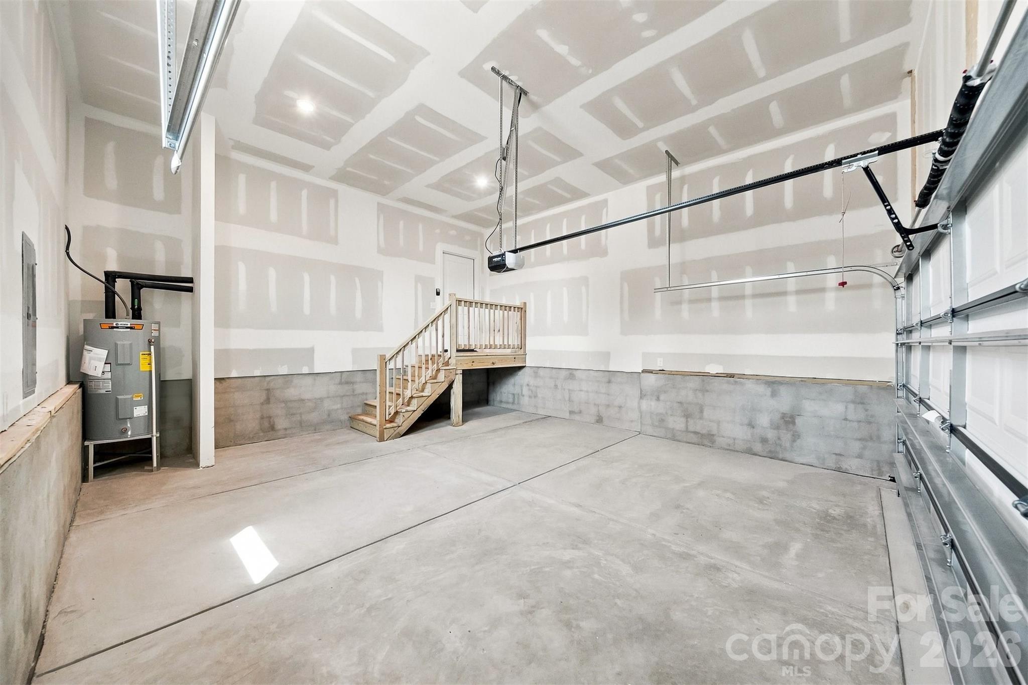 2435 Kimberly Avenue — Morganton
