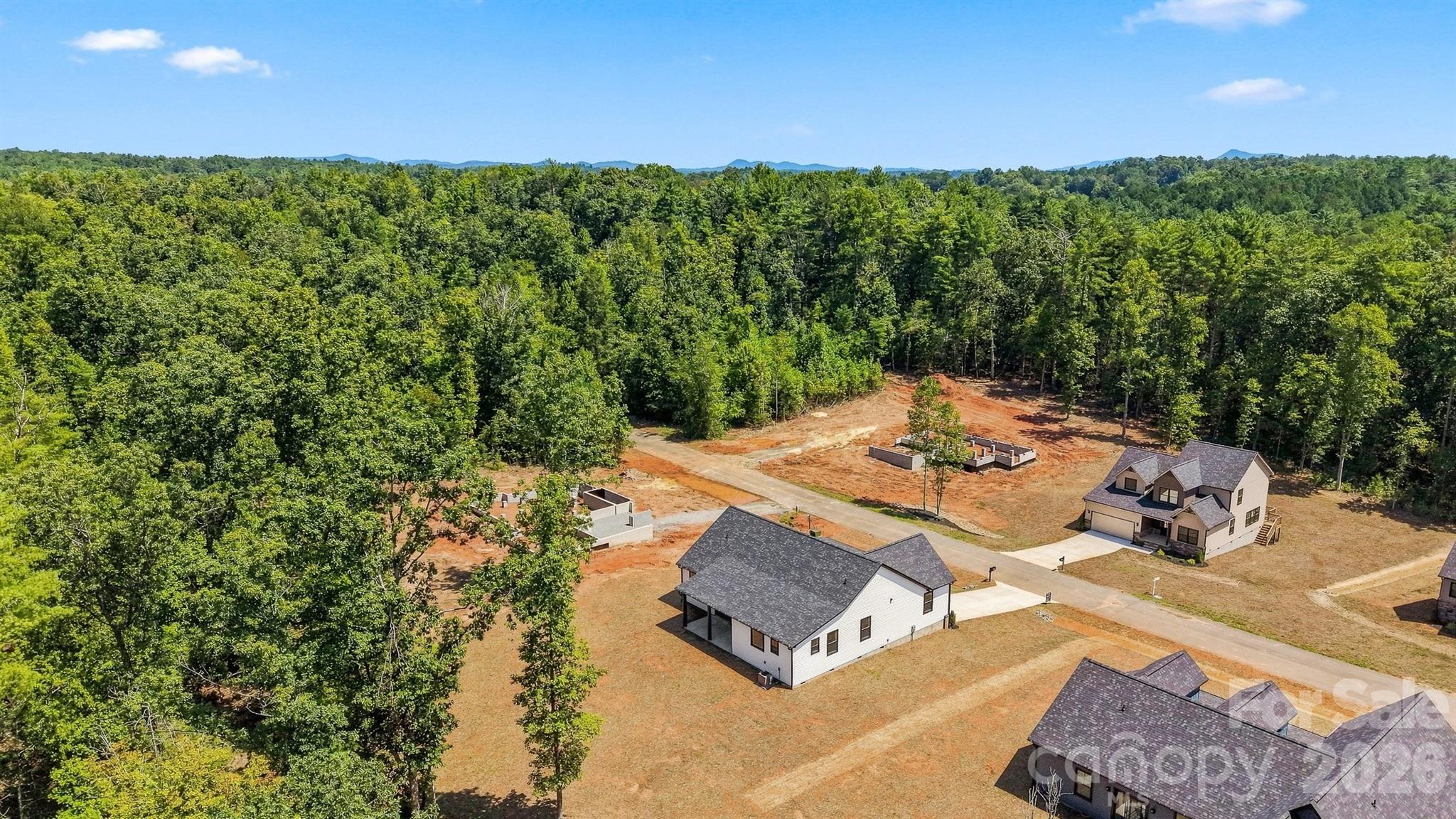 2435 Kimberly Avenue — Morganton