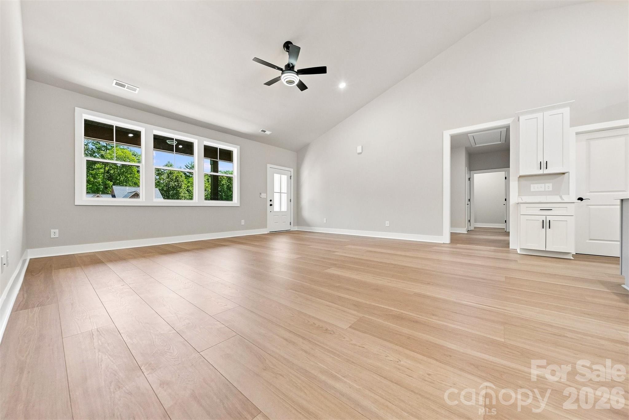 2435 Kimberly Avenue — Morganton