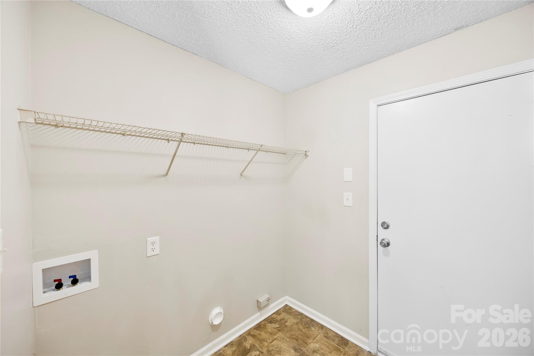 9713 Aviary Hill Way — Charlotte