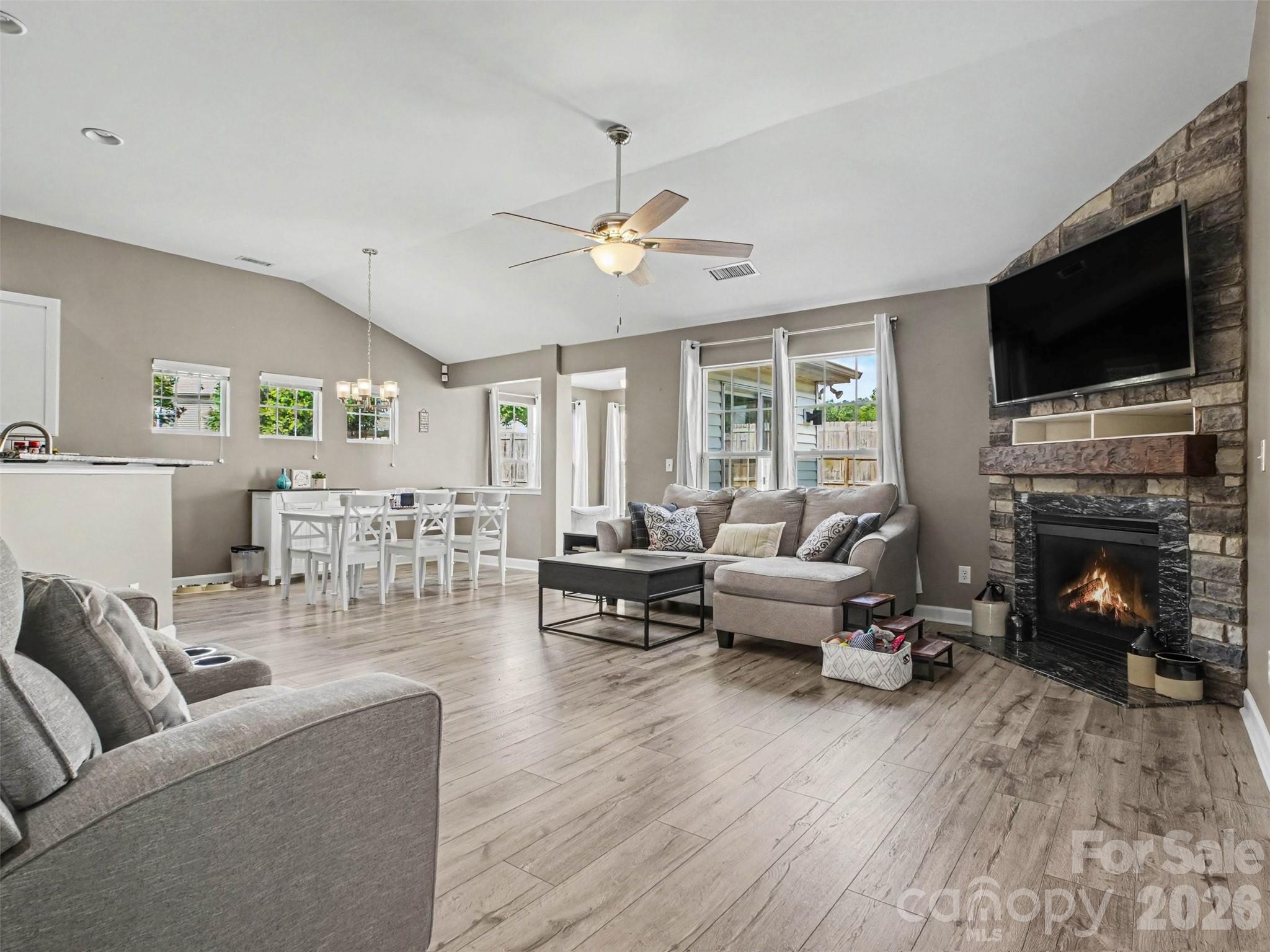 110 Humbold Place — Mooresville