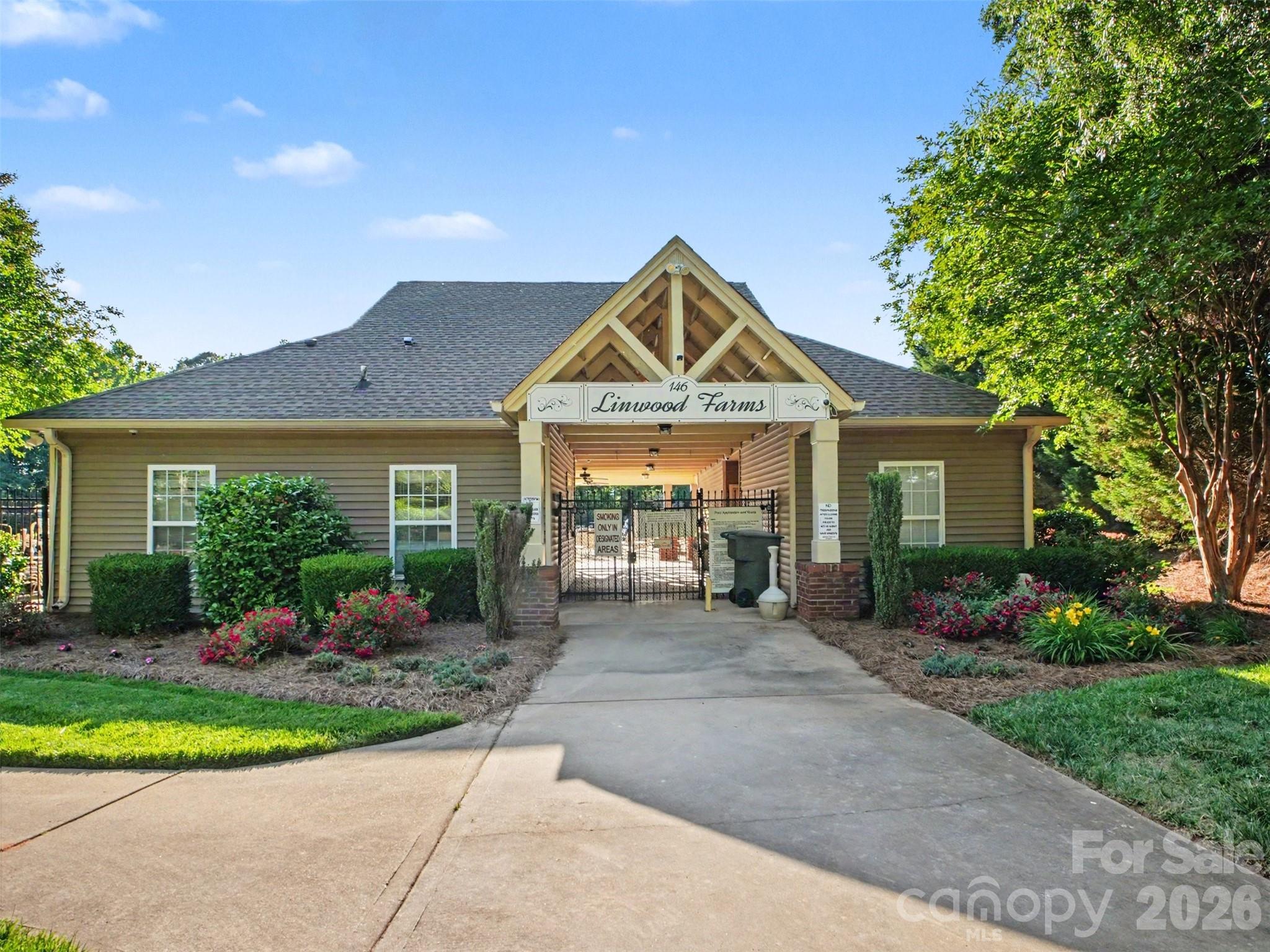 110 Humbold Place — Mooresville