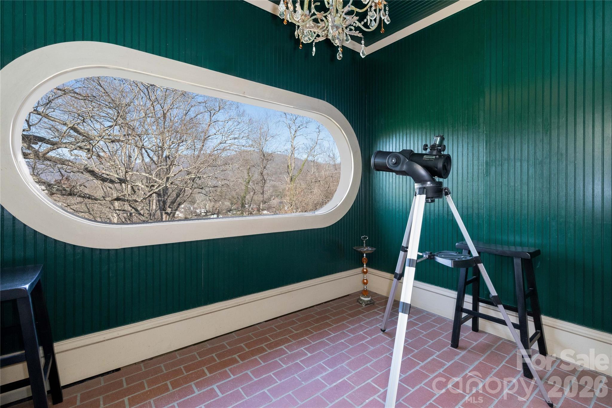 129 Woolsey Heights — Waynesville