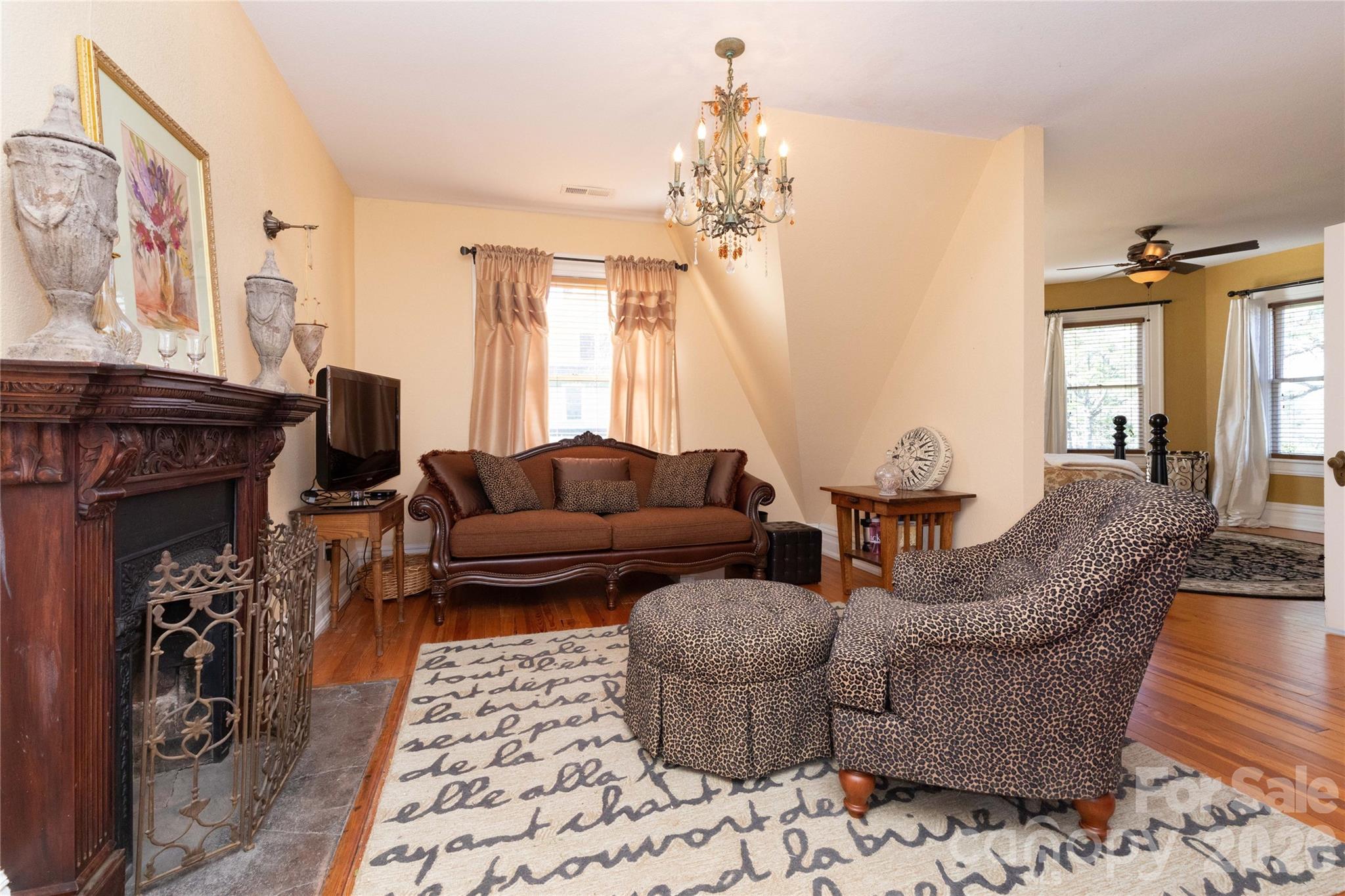 129 Woolsey Heights — Waynesville