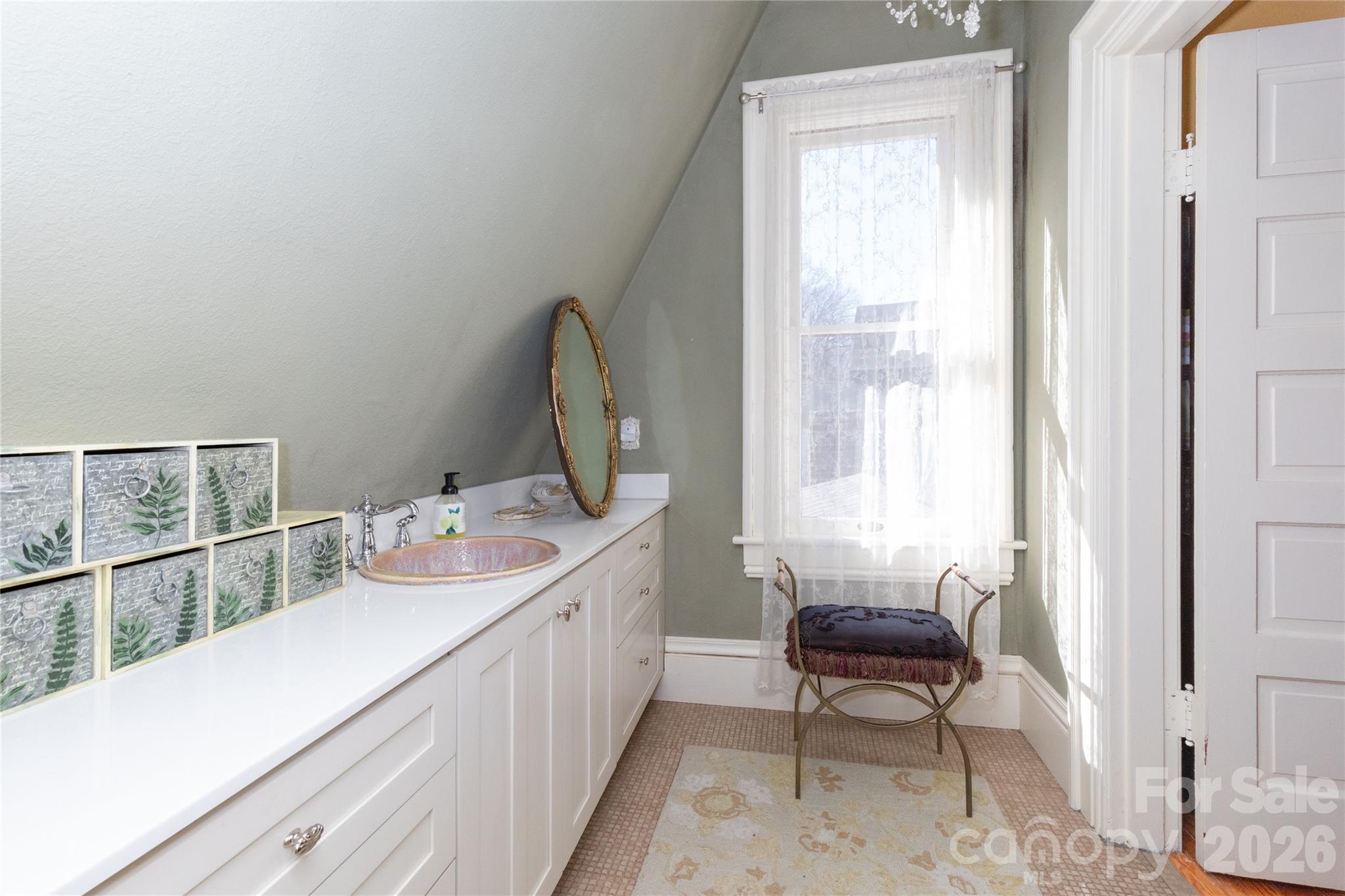 129 Woolsey Heights — Waynesville