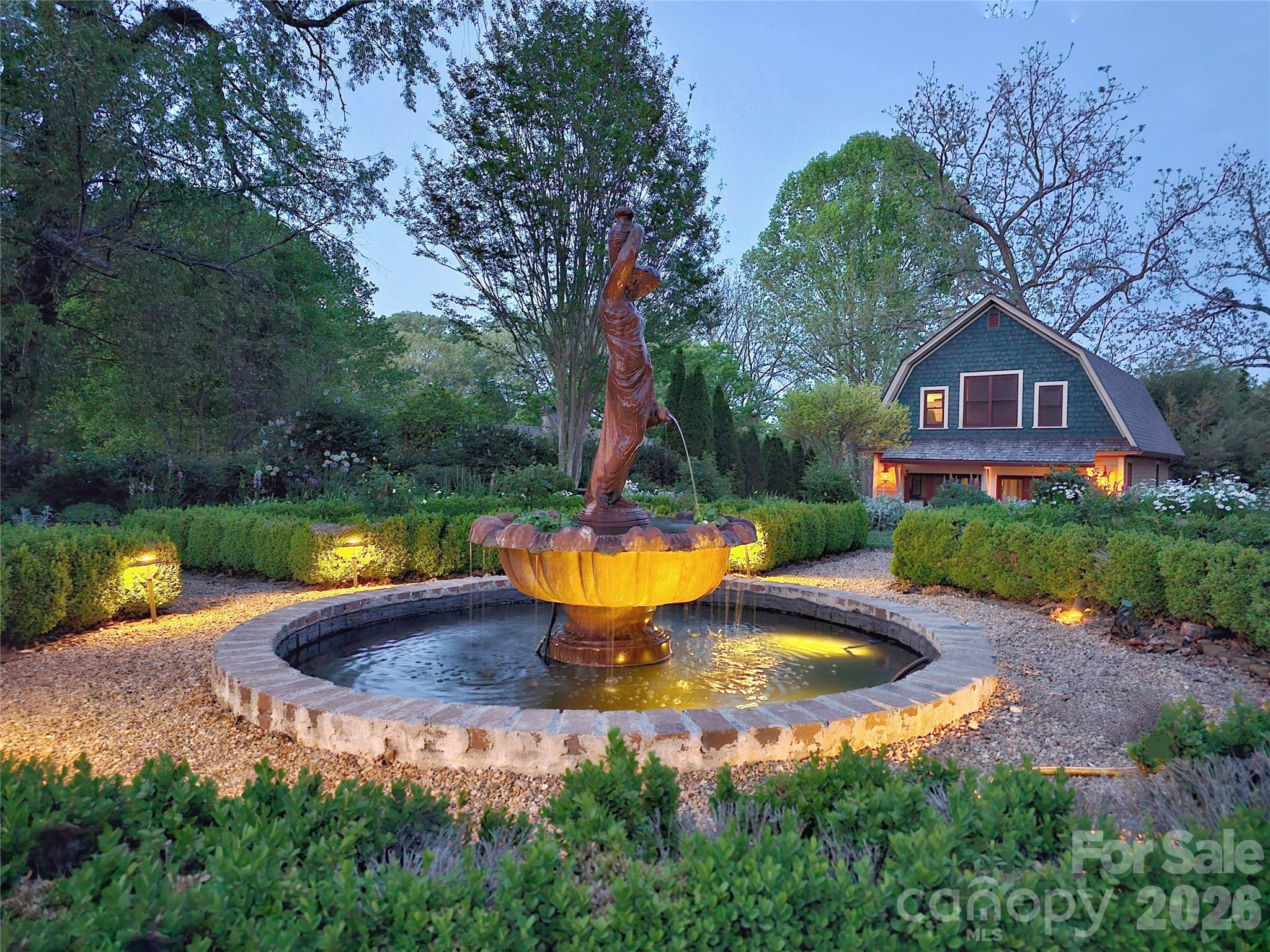 129 Woolsey Heights — Waynesville