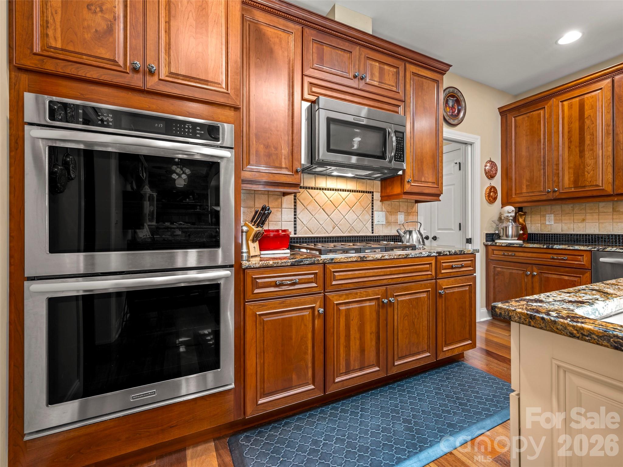 100 Falls Summit Road — Hendersonville