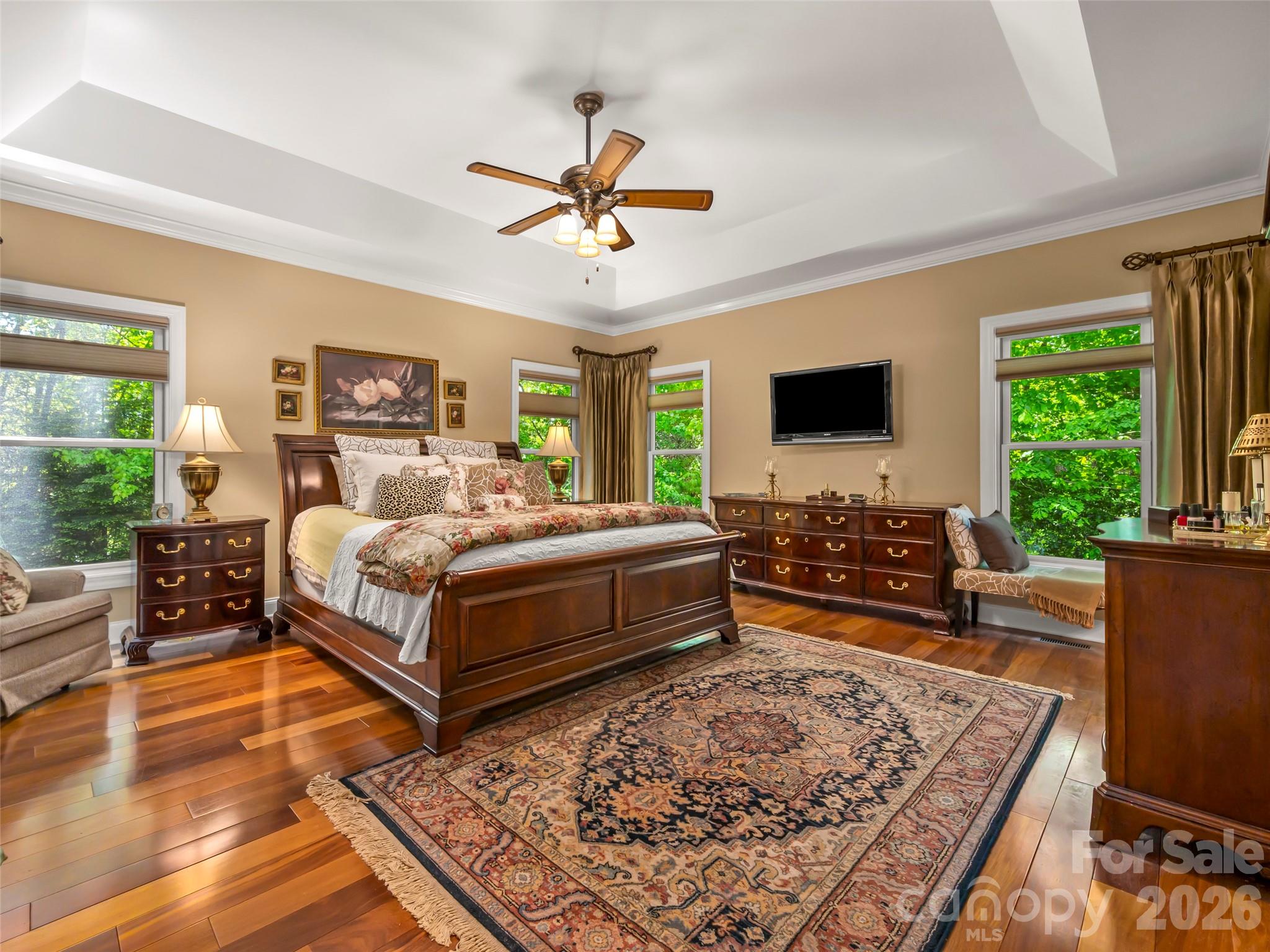 100 Falls Summit Road — Hendersonville