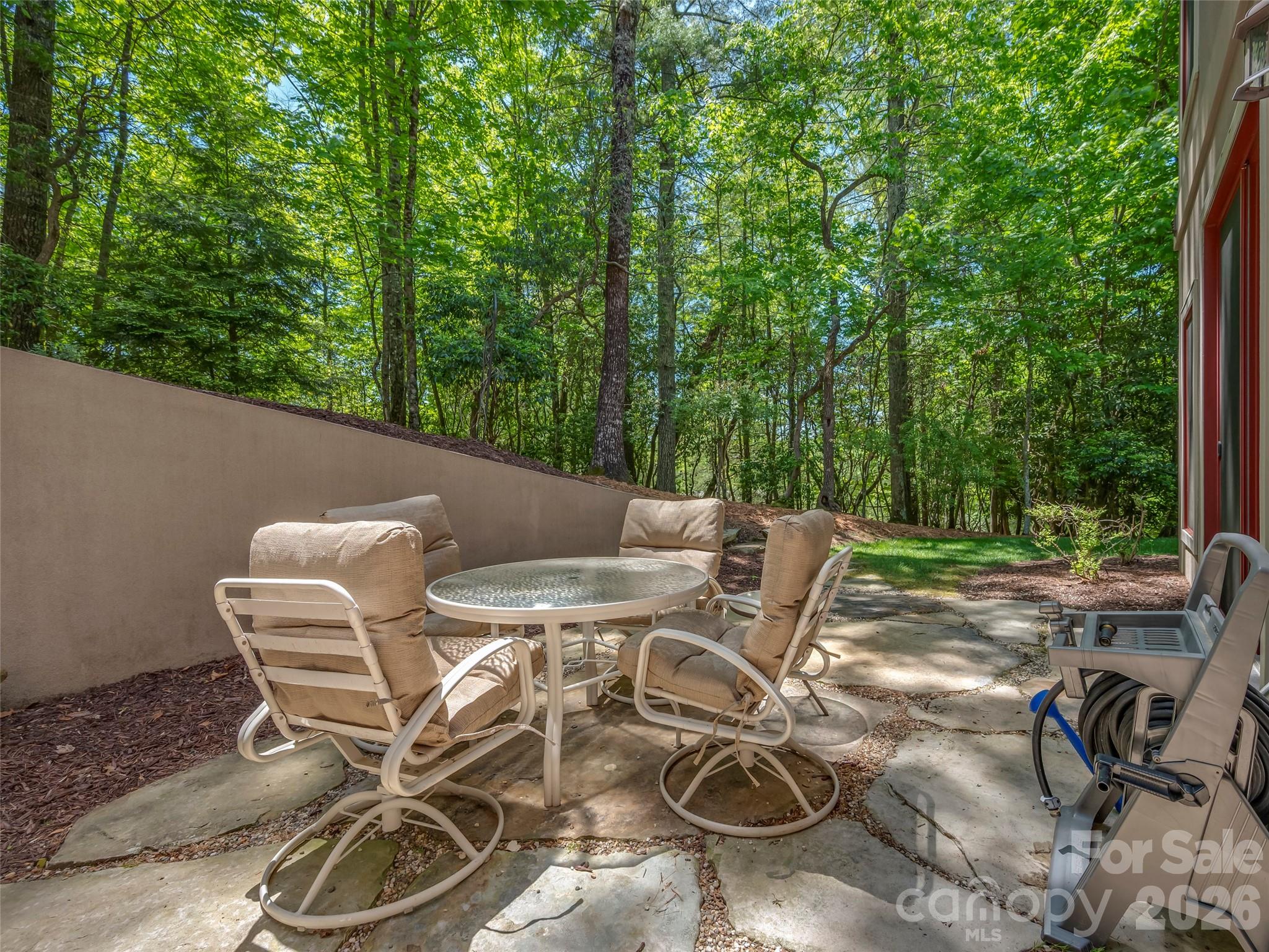 100 Falls Summit Road — Hendersonville