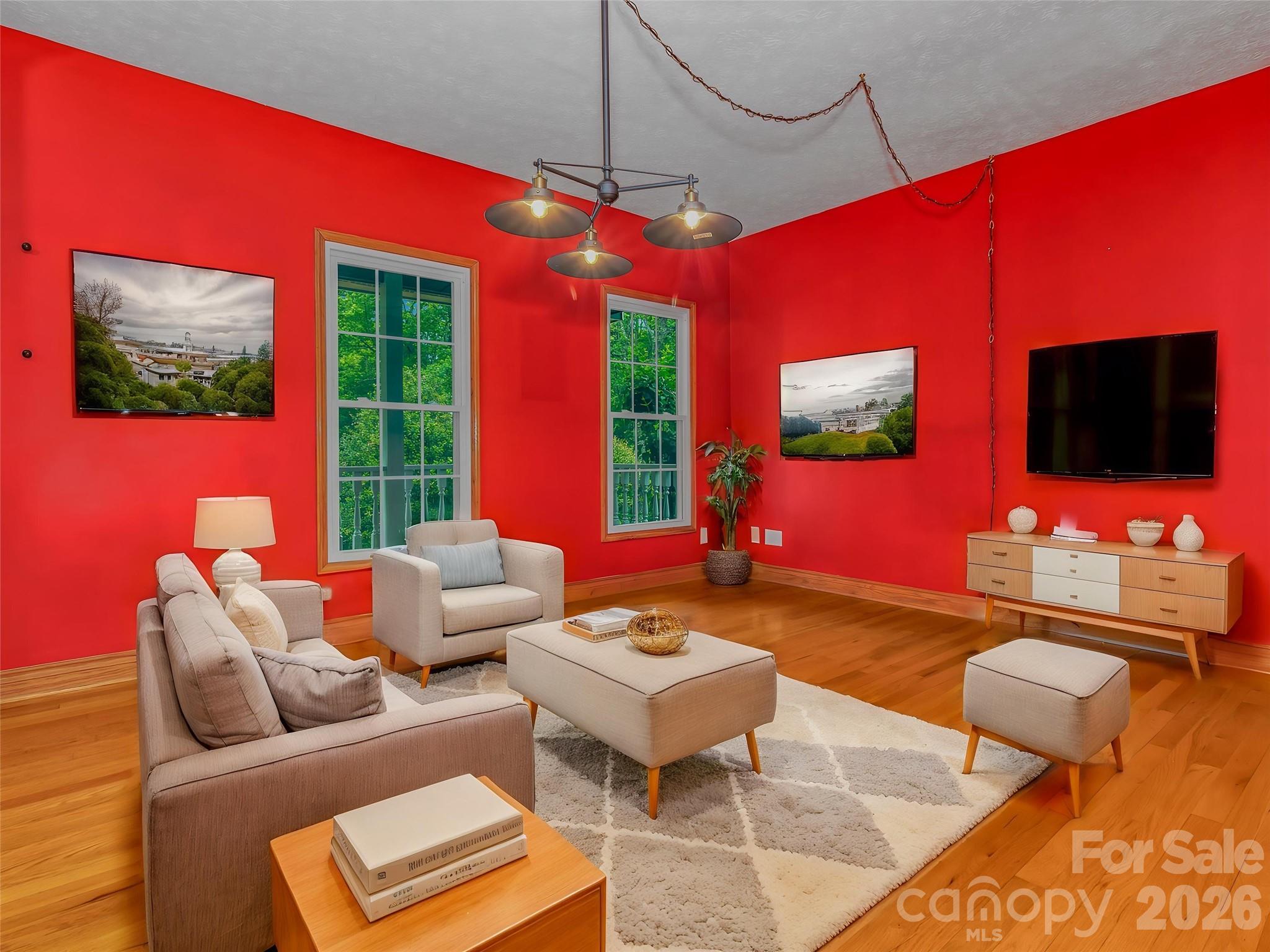 287 Shady Creek Lane — Hendersonville