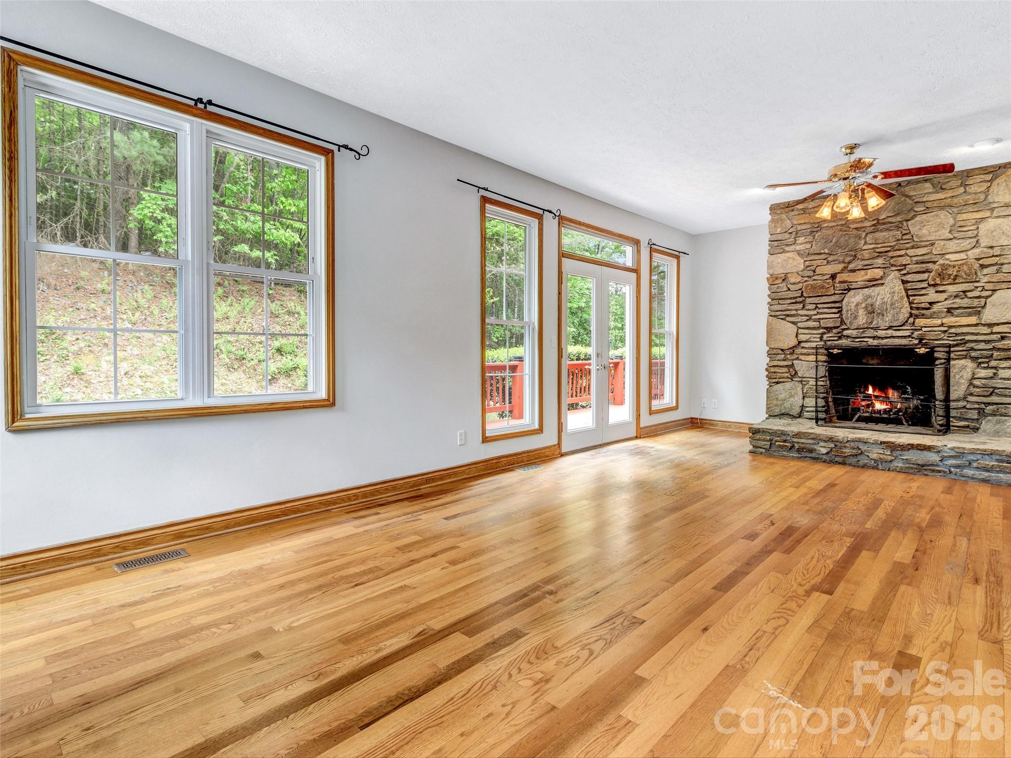 287 Shady Creek Lane — Hendersonville