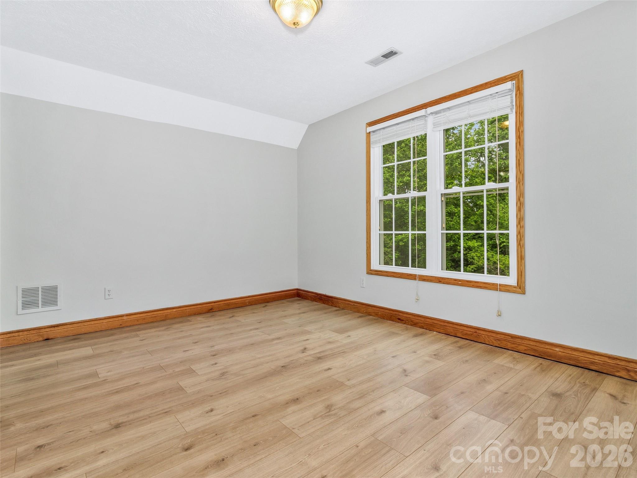 287 Shady Creek Lane — Hendersonville