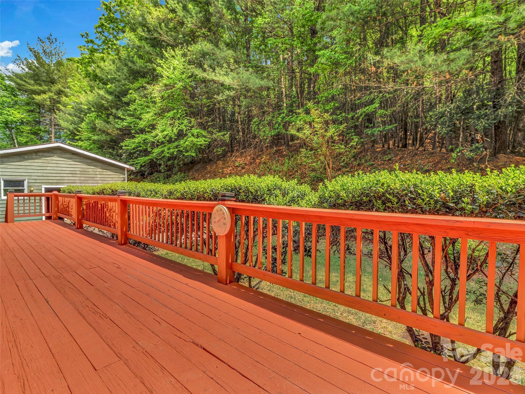 287 Shady Creek Lane — Hendersonville