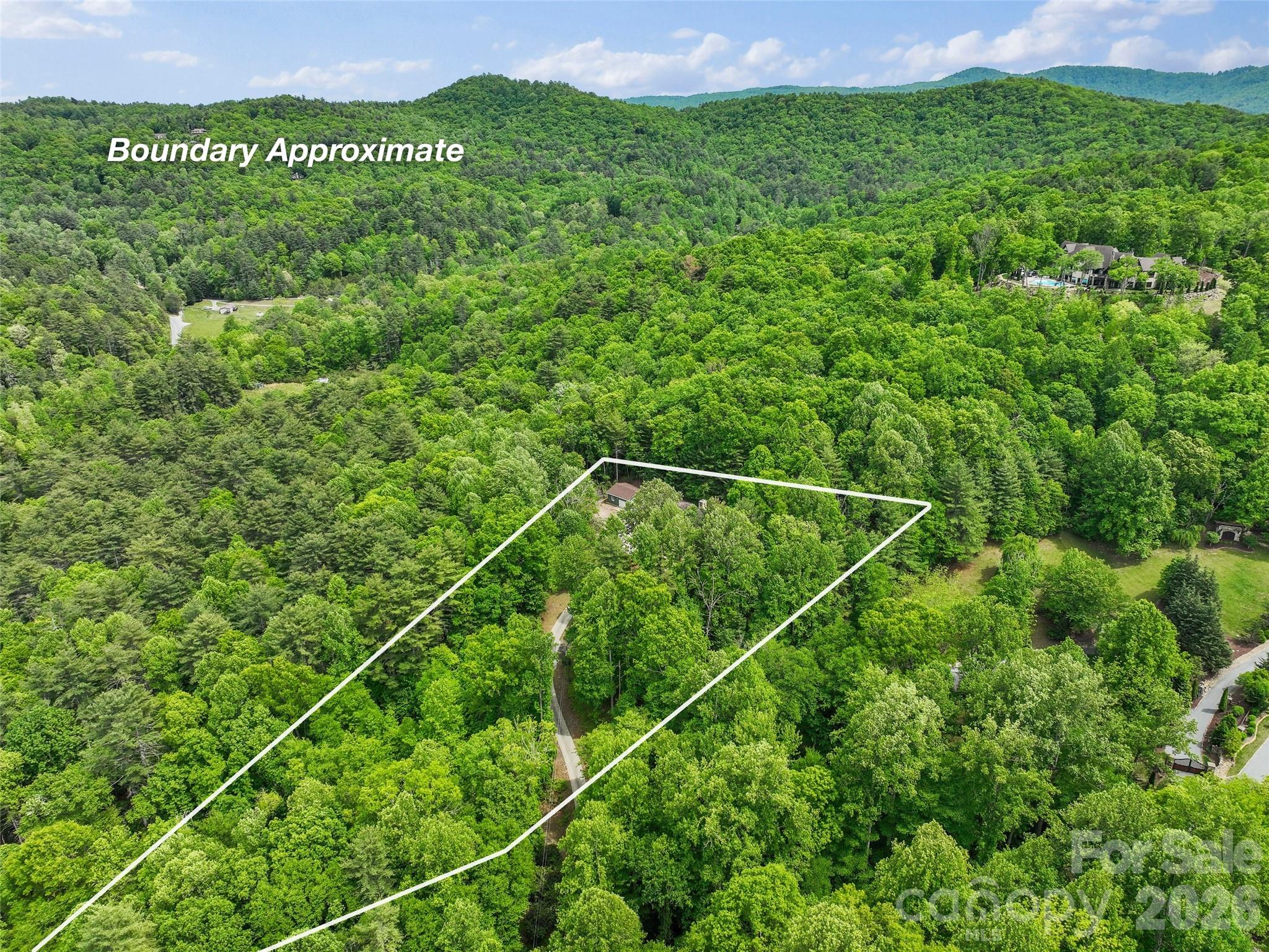 287 Shady Creek Lane — Hendersonville