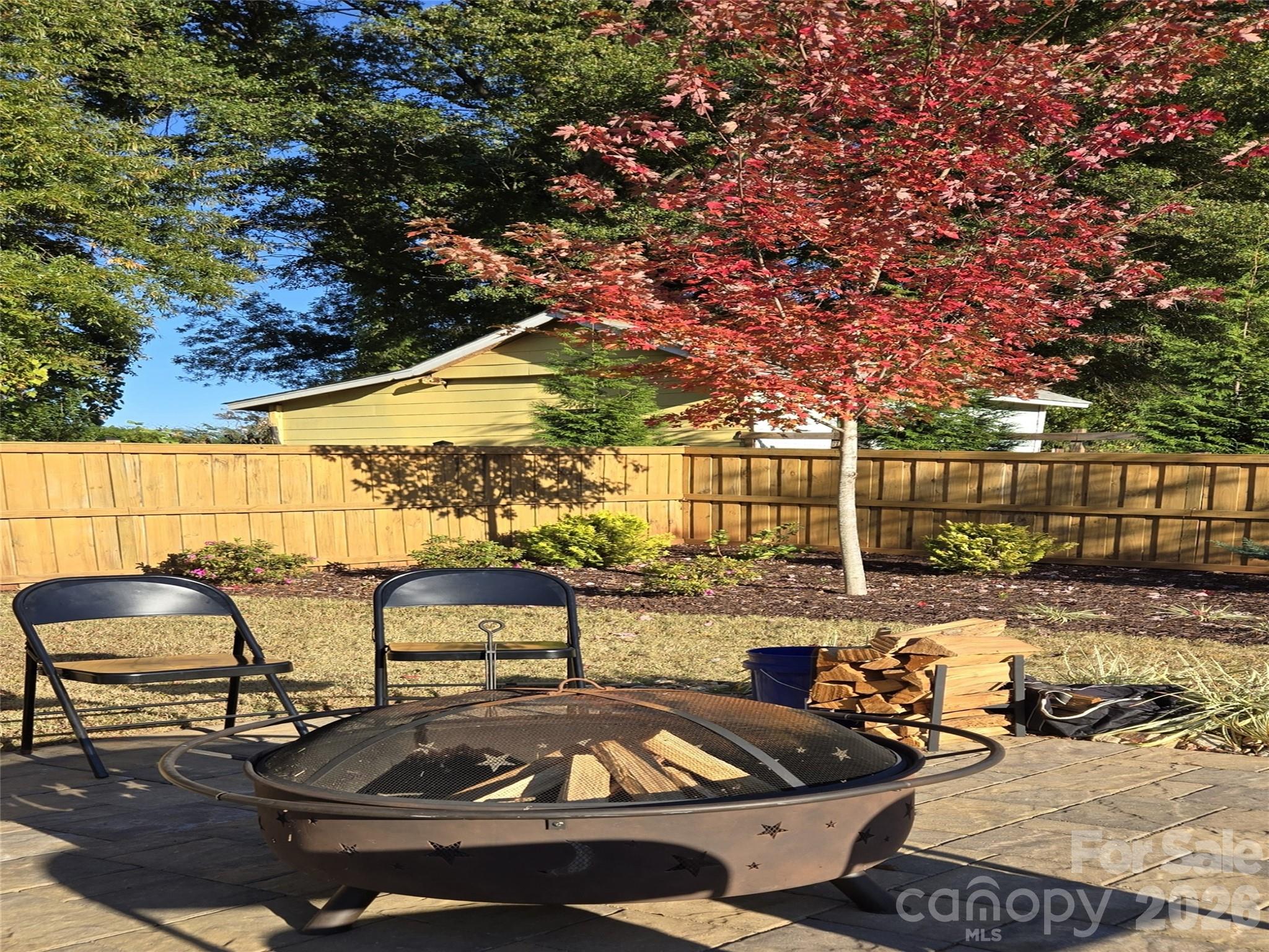 162 Red Oak Drive — Forest City