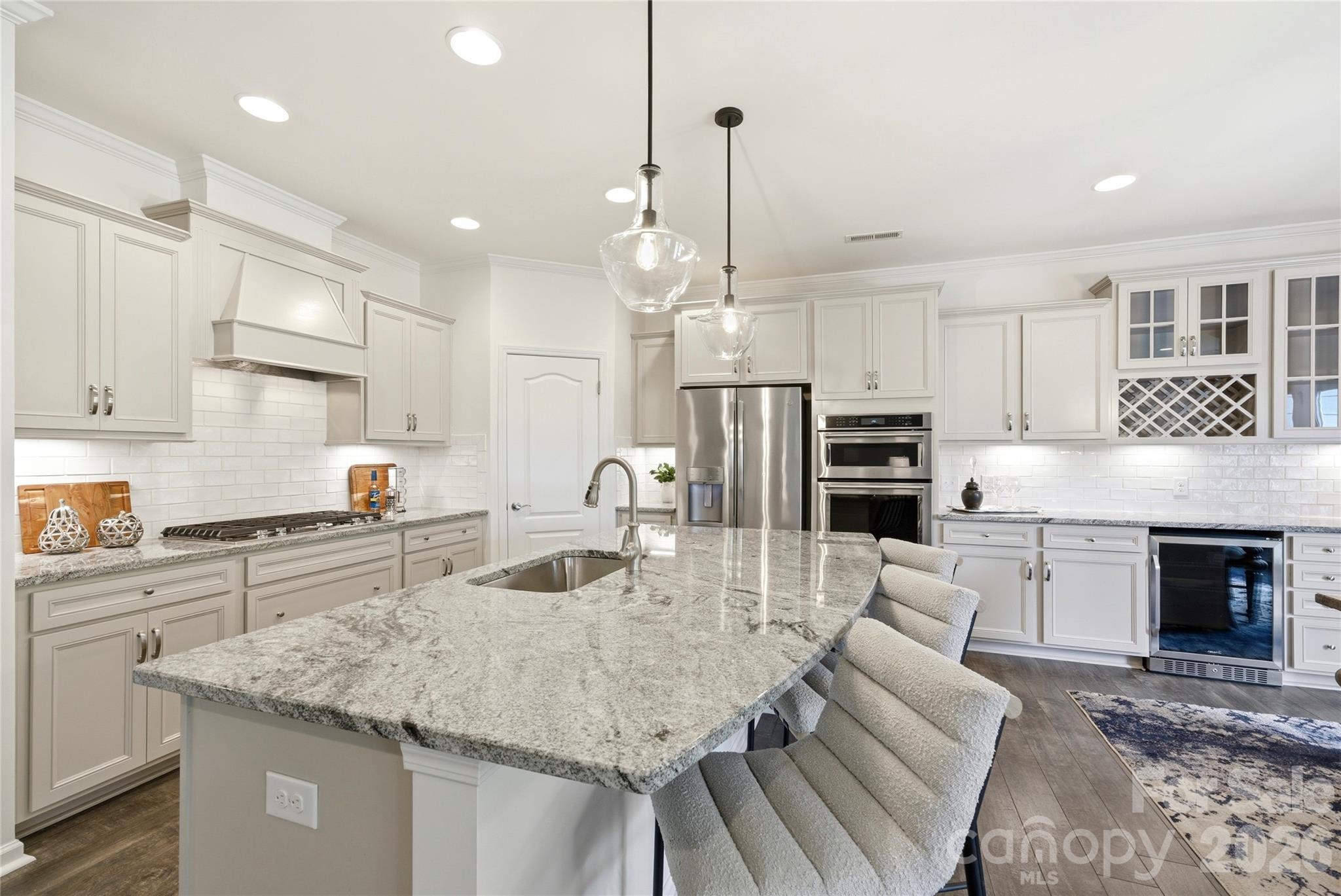 7147 Brookline Place — Huntersville