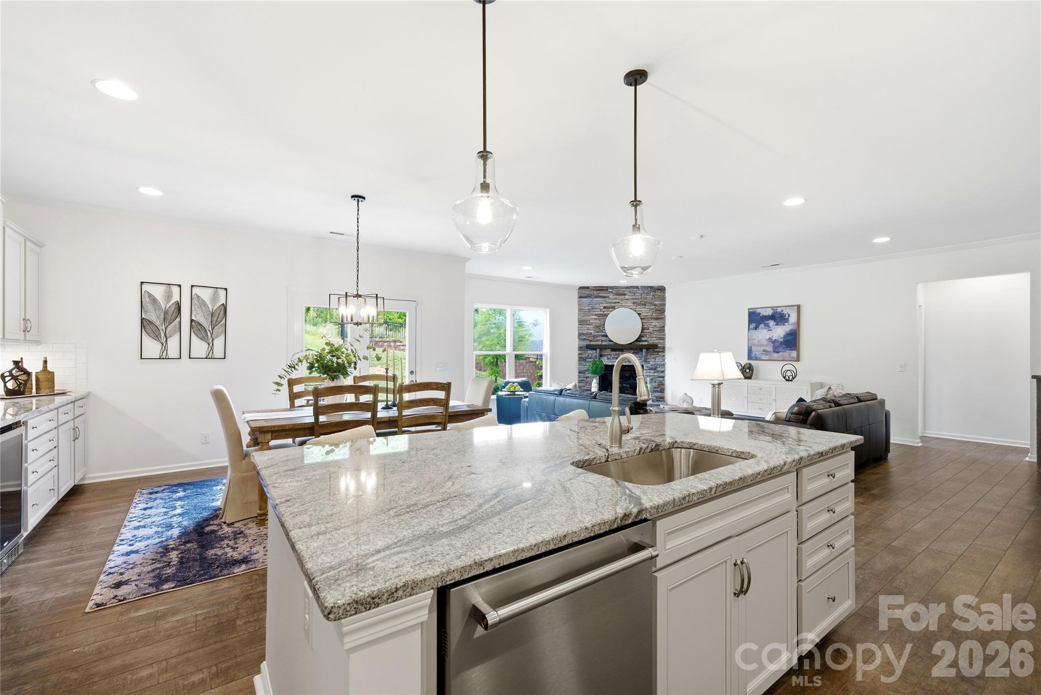 7147 Brookline Place — Huntersville